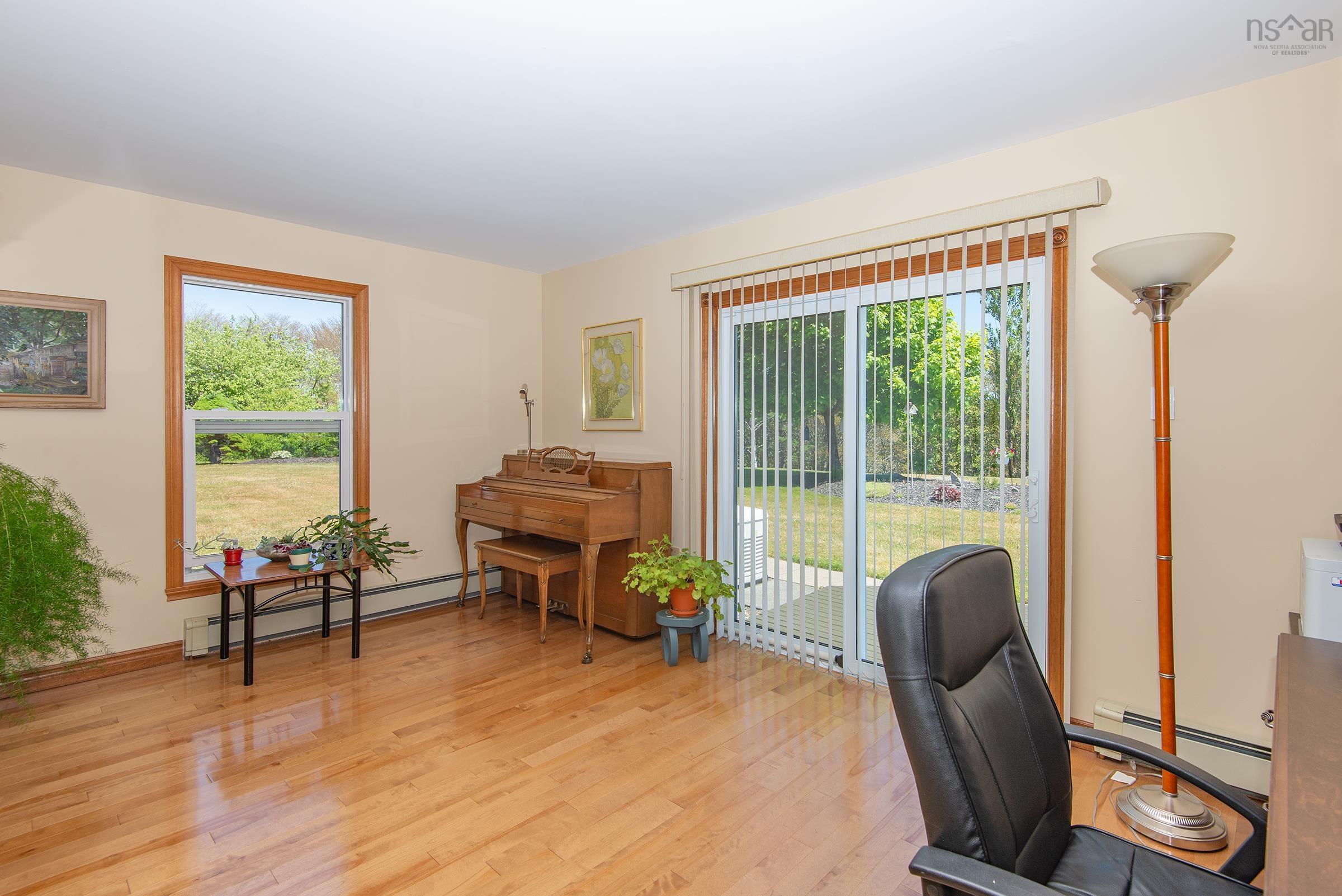 $899,000.00: 532 Saulnierville Road, Saulnierville Station