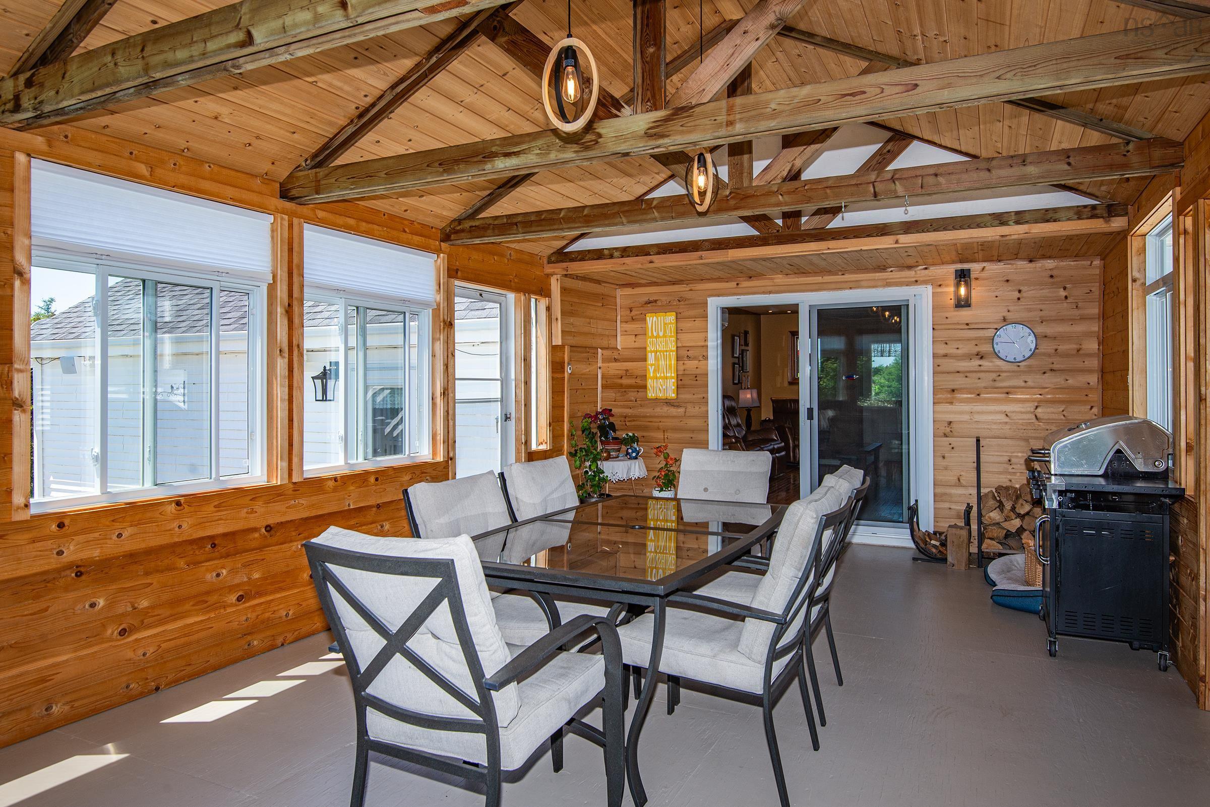 $899,000.00: 532 Saulnierville Road, Saulnierville Station