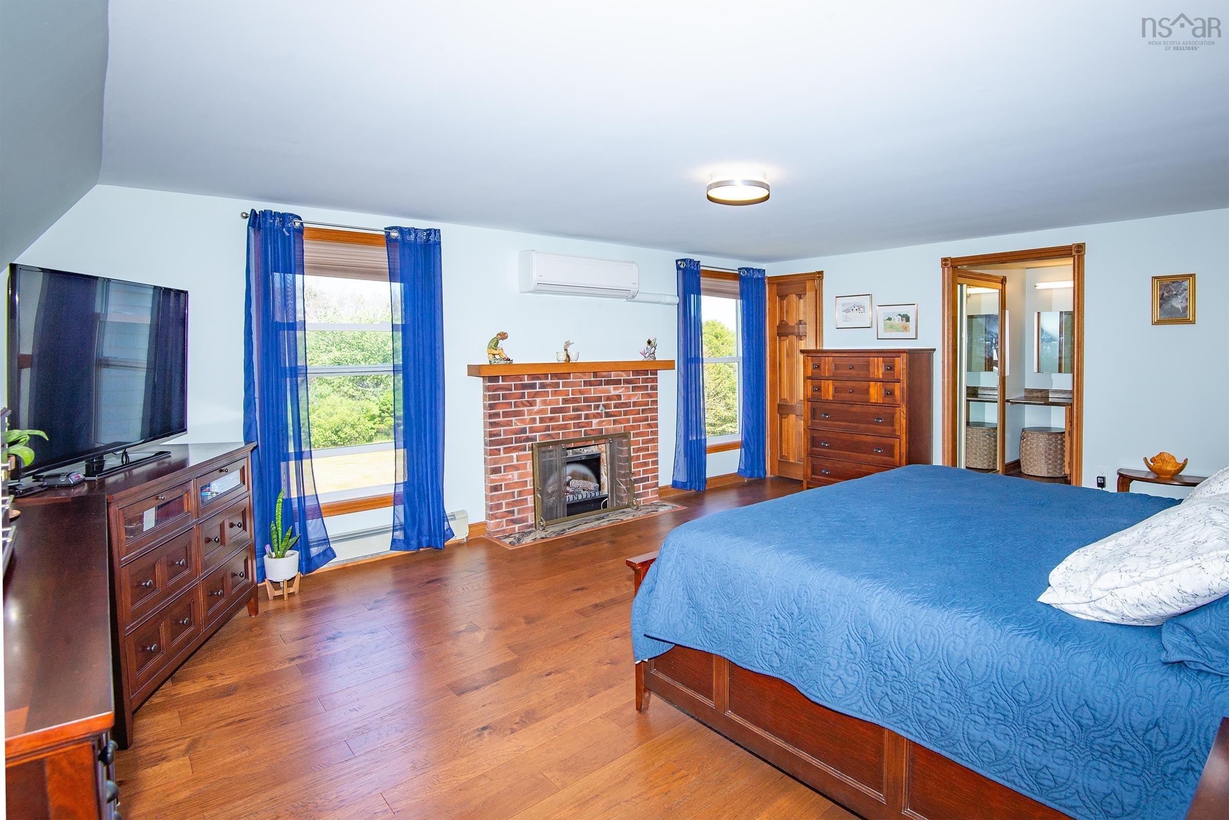 $899,000.00: 532 Saulnierville Road, Saulnierville Station