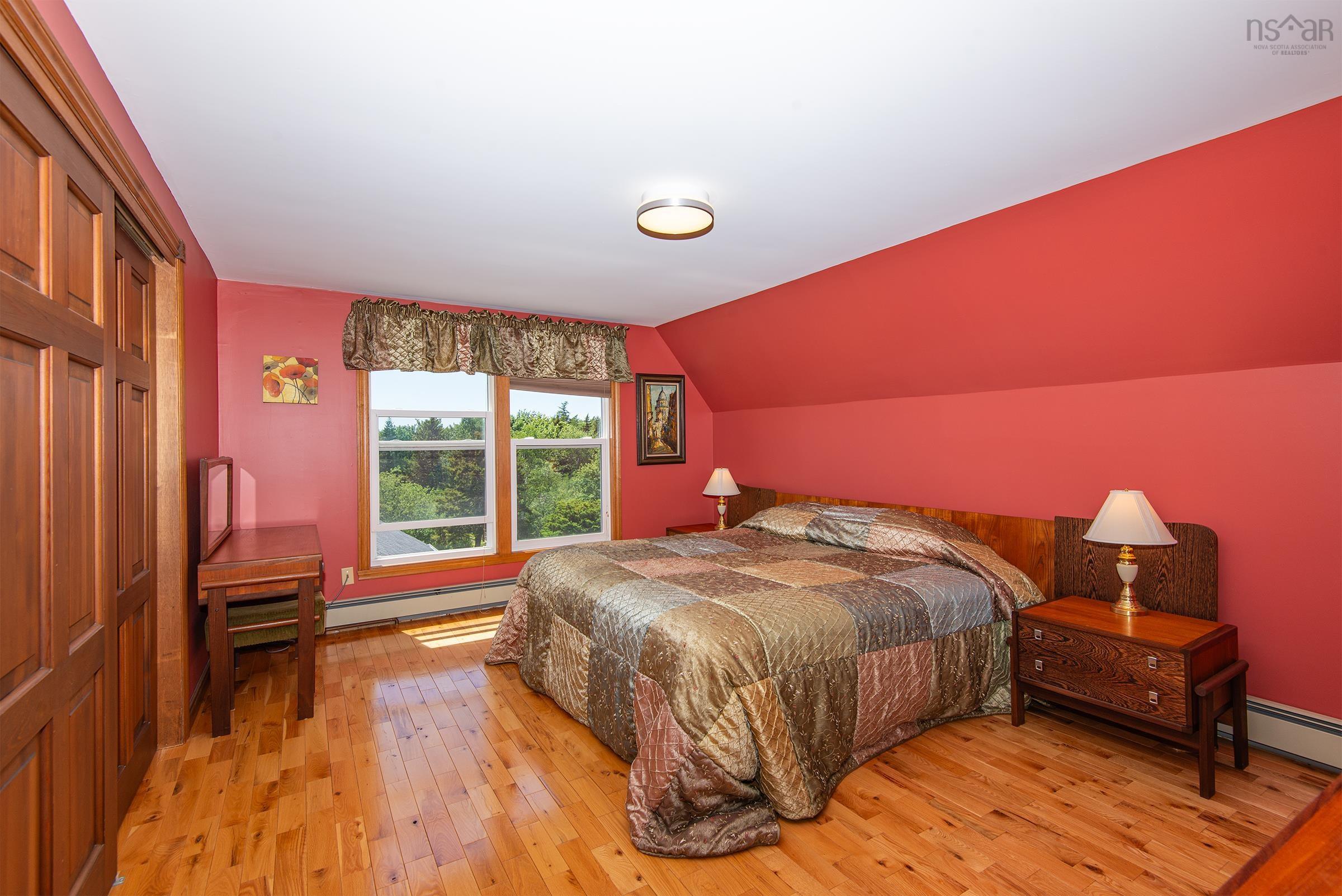 $899,000.00: 532 Saulnierville Road, Saulnierville Station