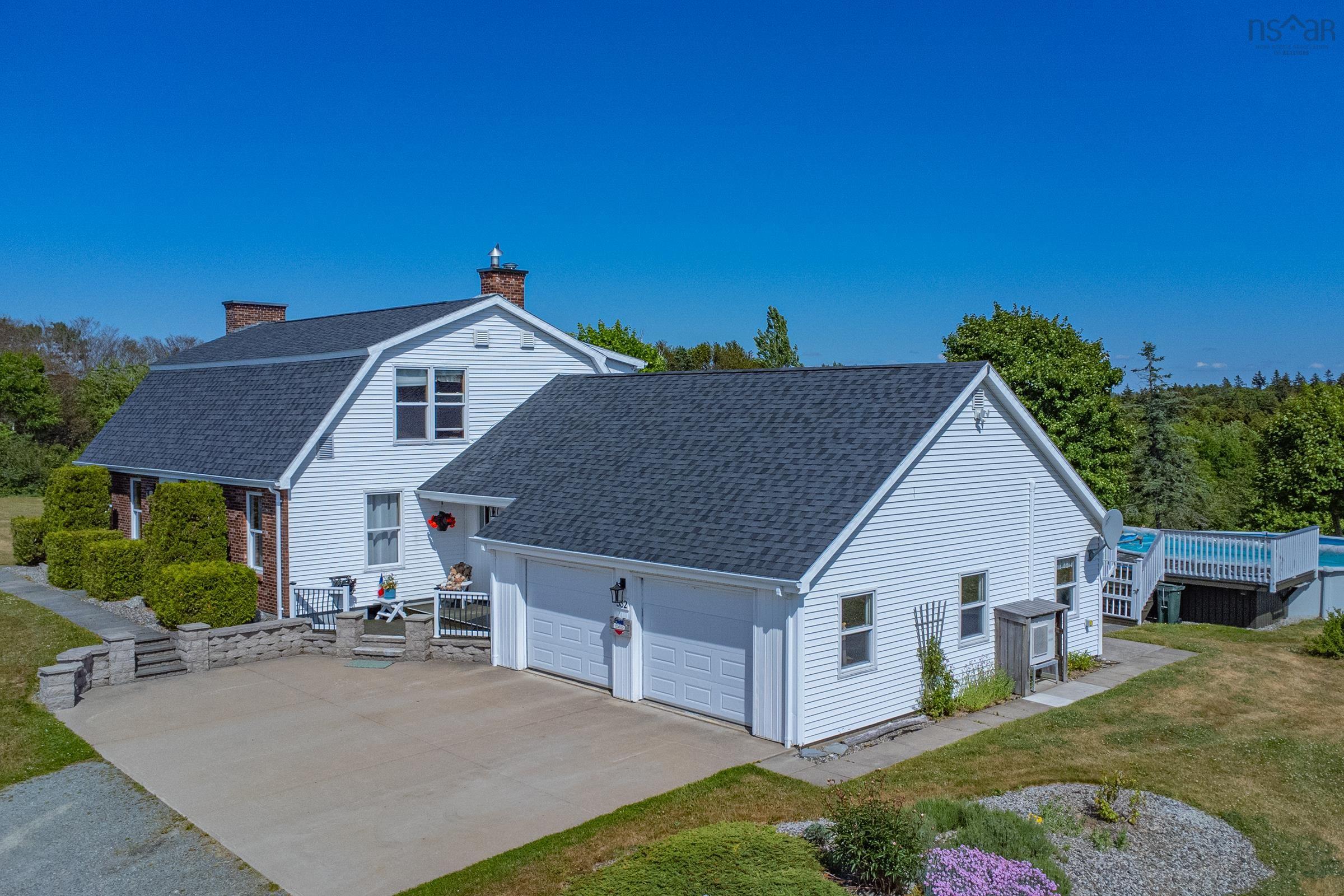 $899,000.00: 532 Saulnierville Road, Saulnierville Station