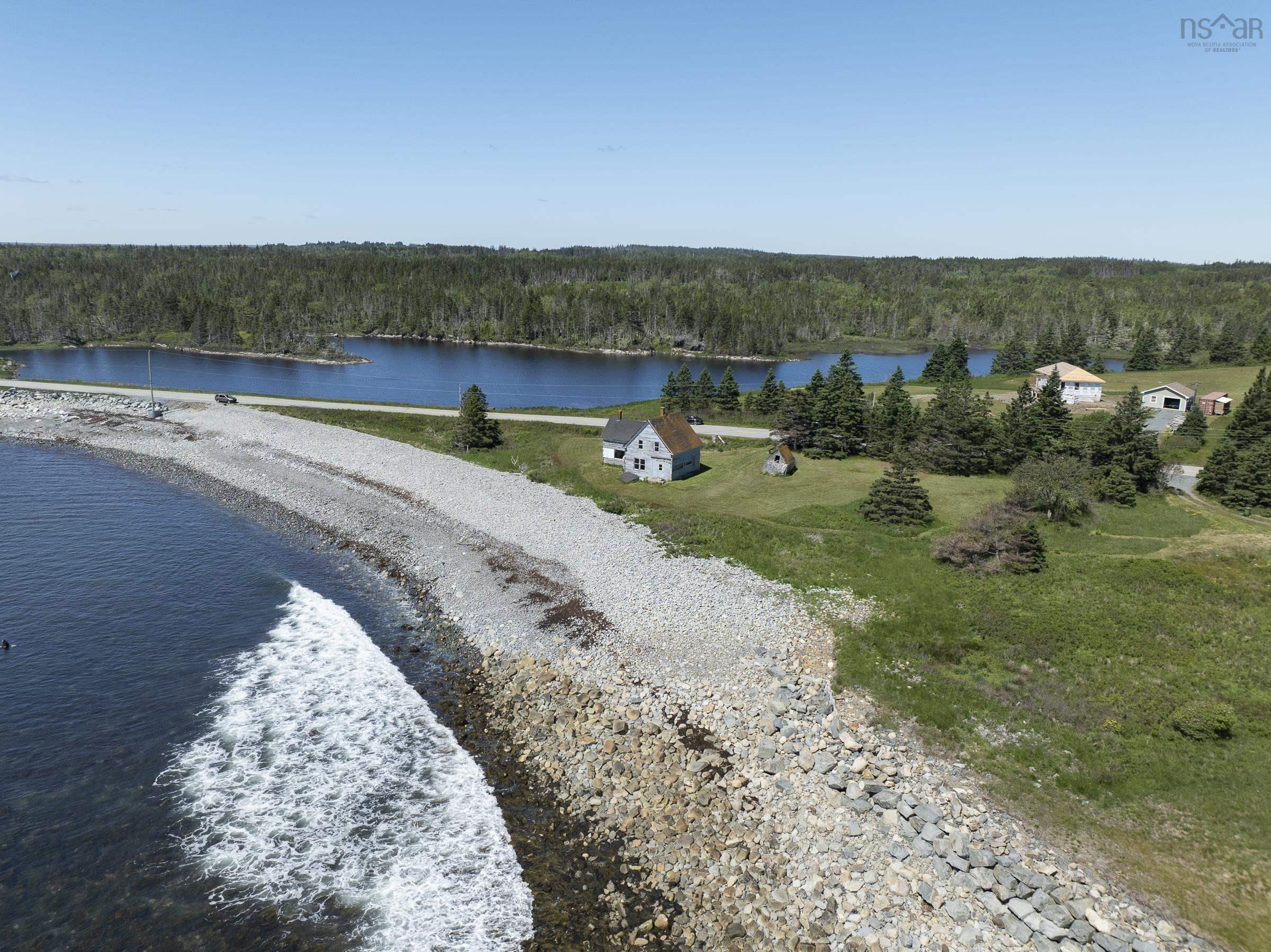 $525,000.00: 7397 331 Highway, Broad Cove