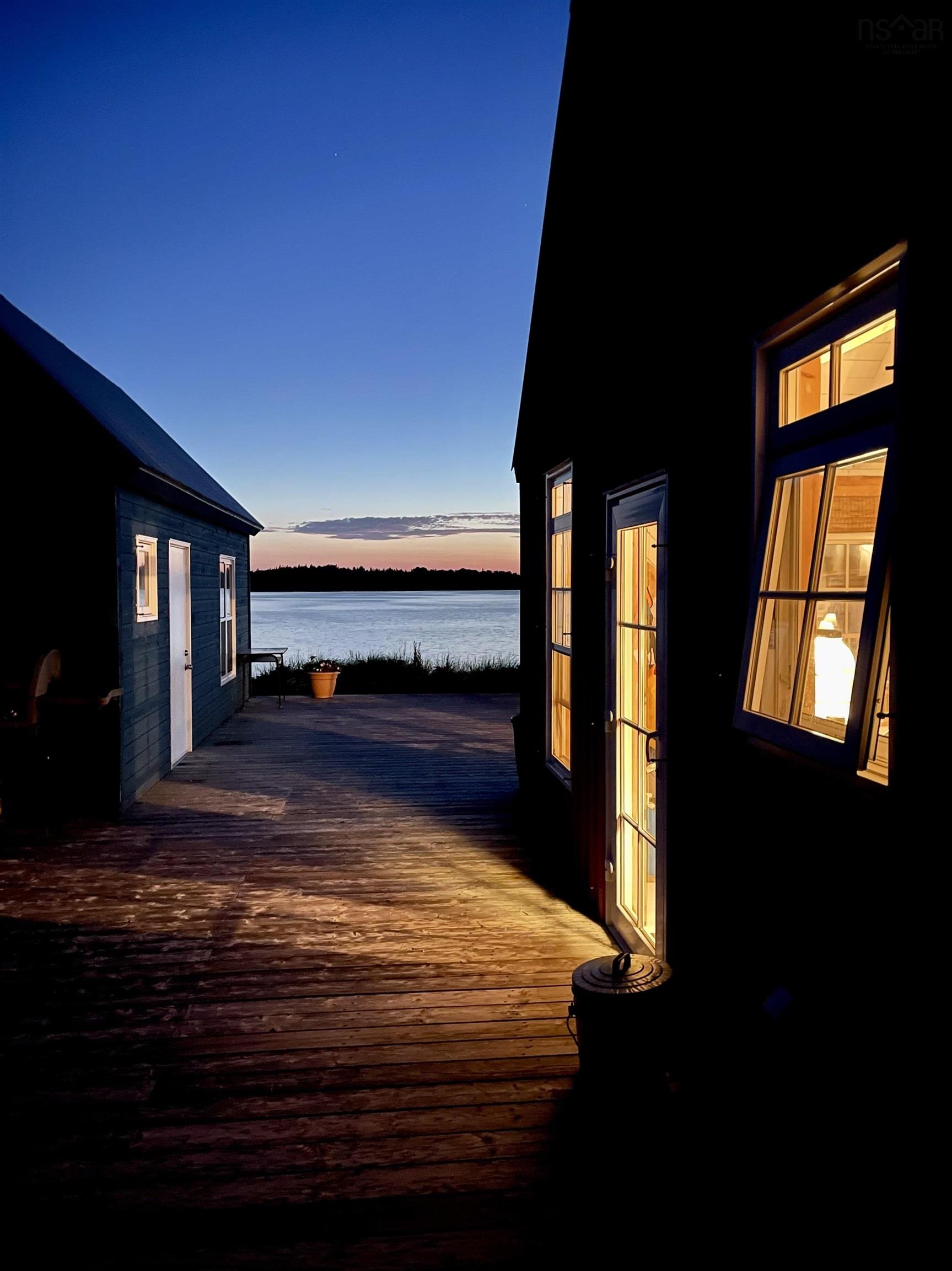 Spectacle Island 