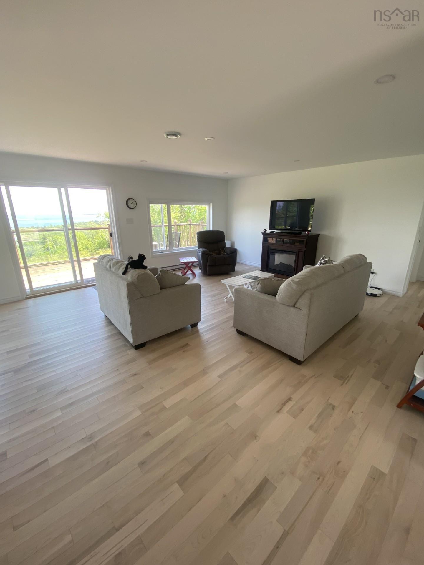 $499,000.00: 2601 HIGHWAY 337 ANTIGONISH HARBOUR, N.S., Antigonish Harbour