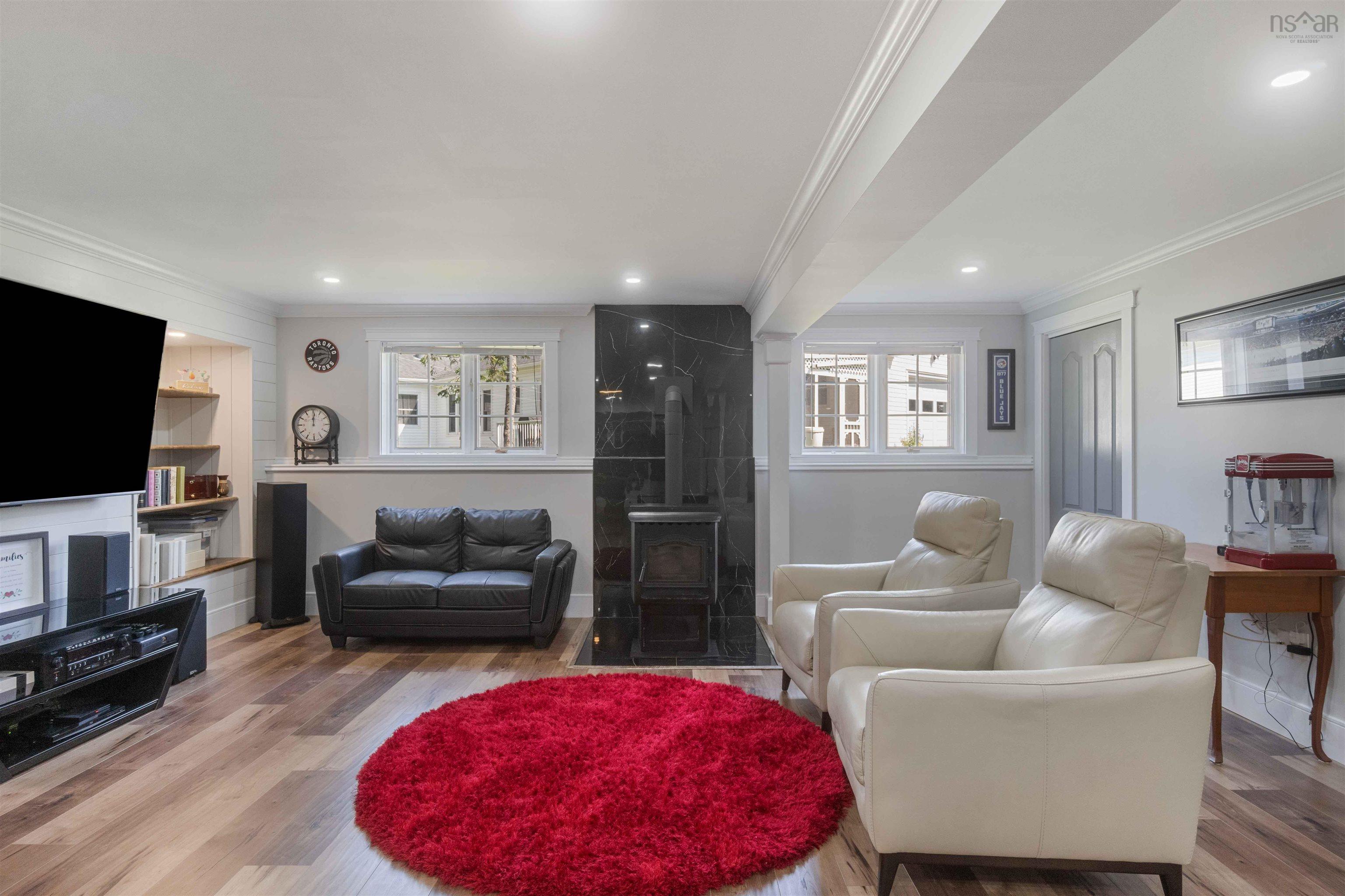 13 Fielding Avenue 