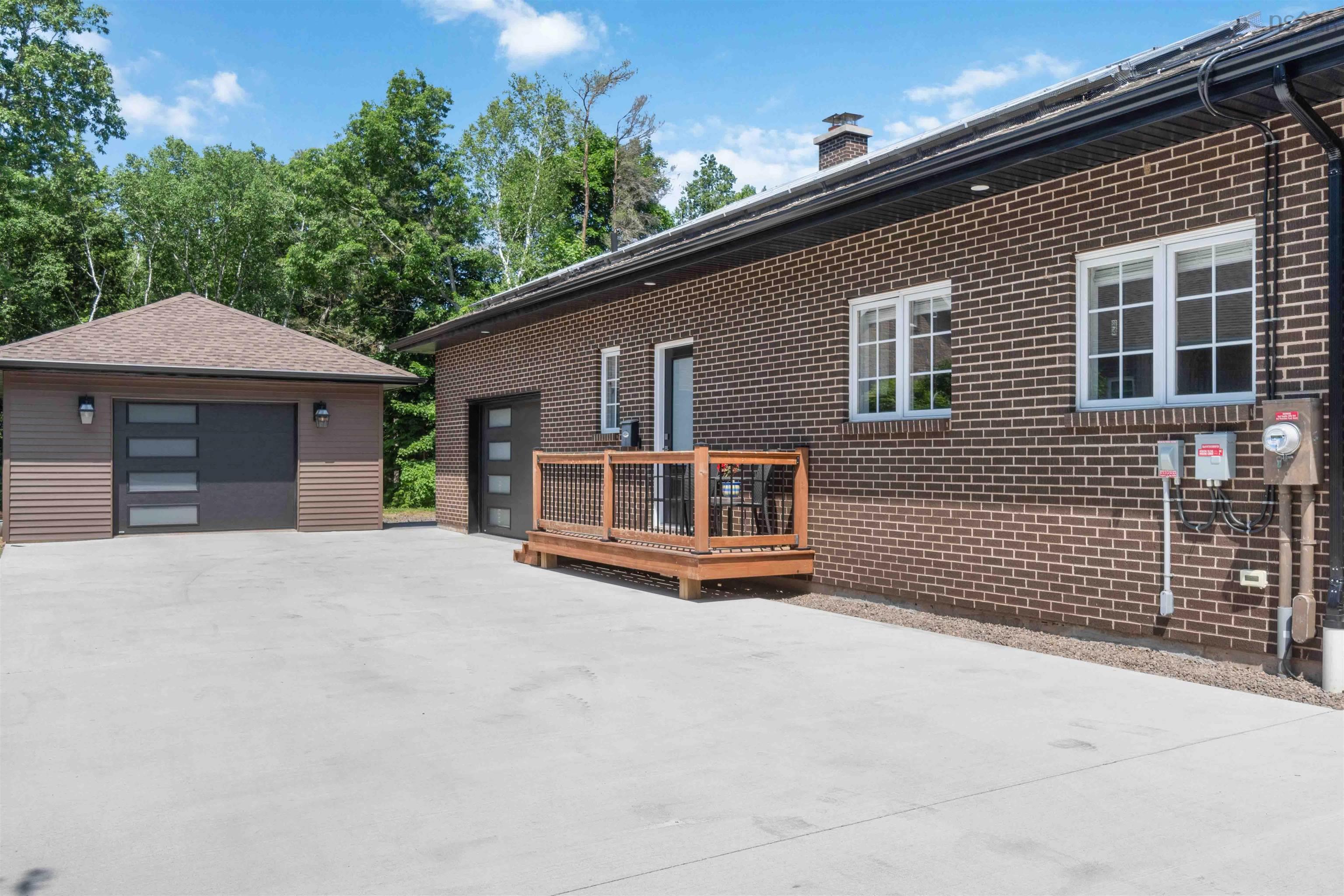 13 Fielding Avenue 