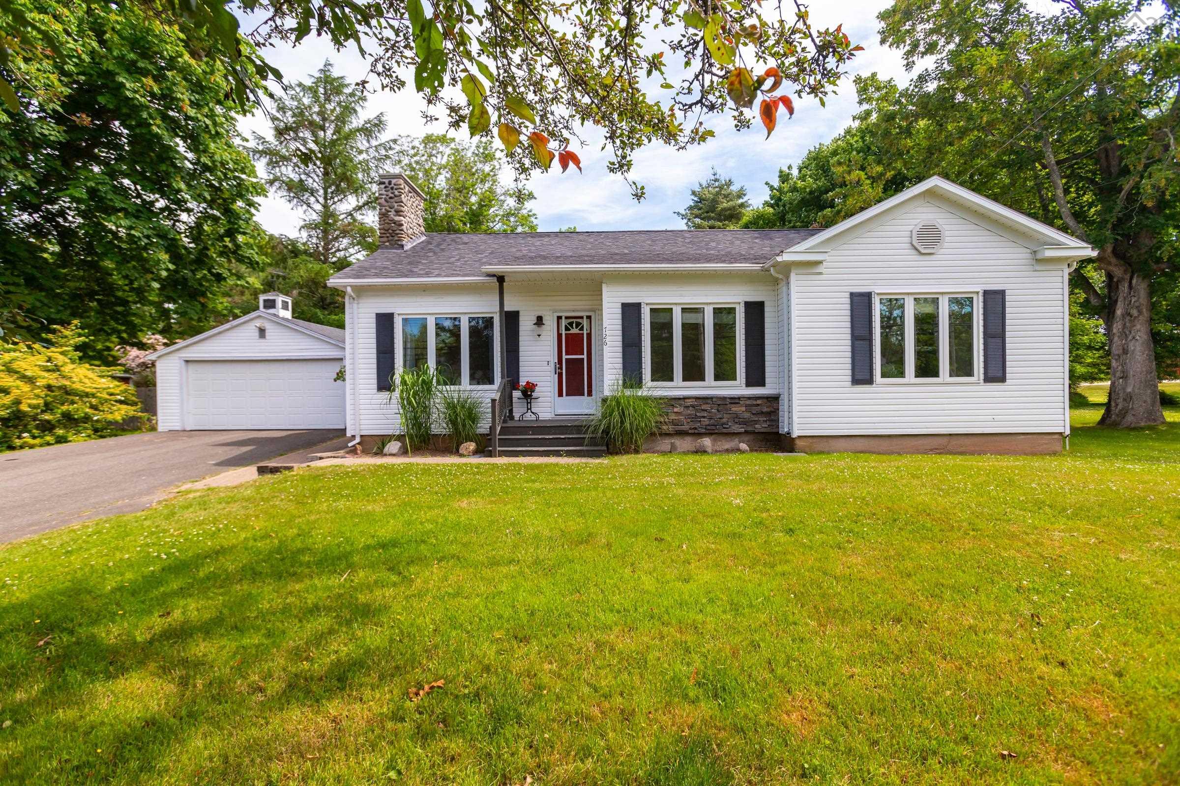 $435,000.00: 726 St George Street, Annapolis Royal