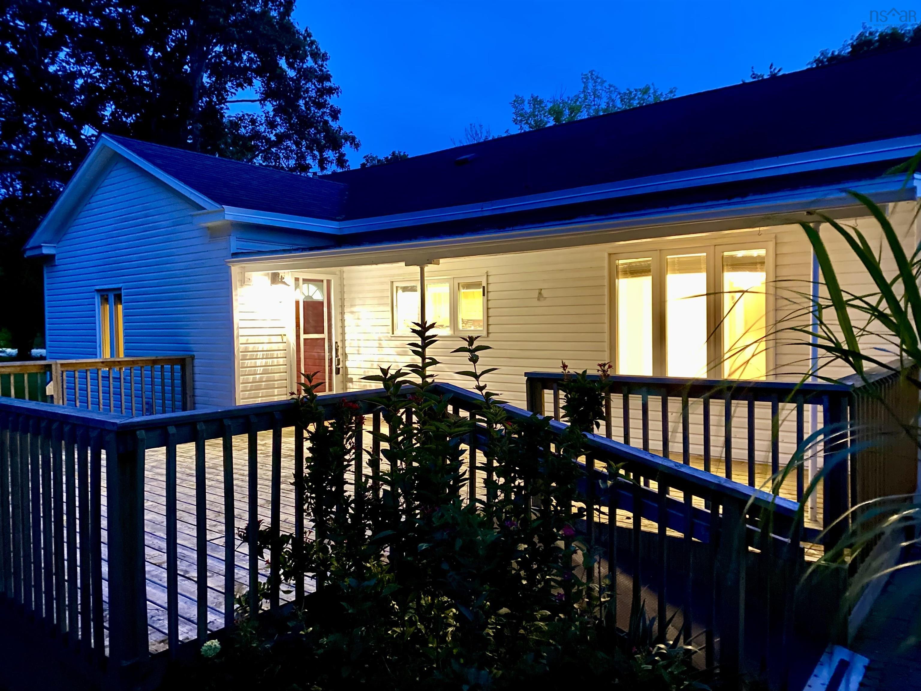 $435,000.00: 726 St George Street, Annapolis Royal