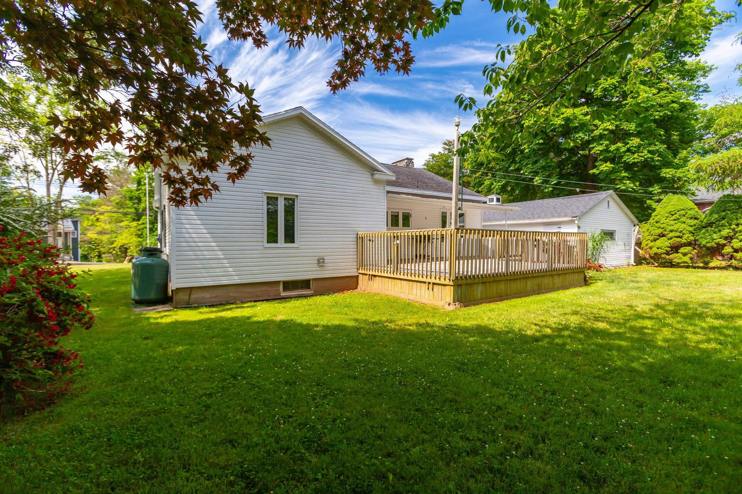 $435,000.00: 726 St George Street, Annapolis Royal