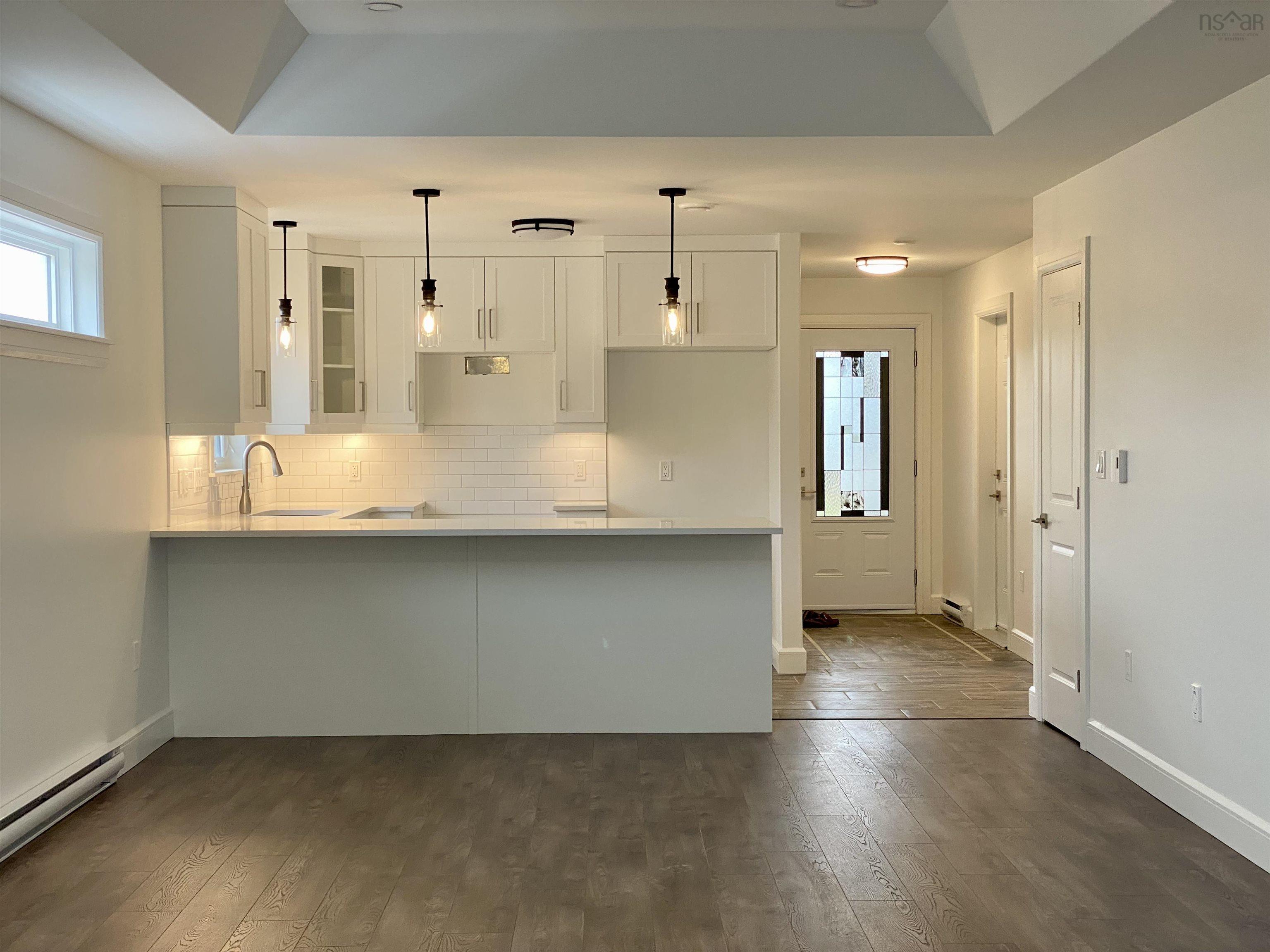 6 Goldenrod Court 