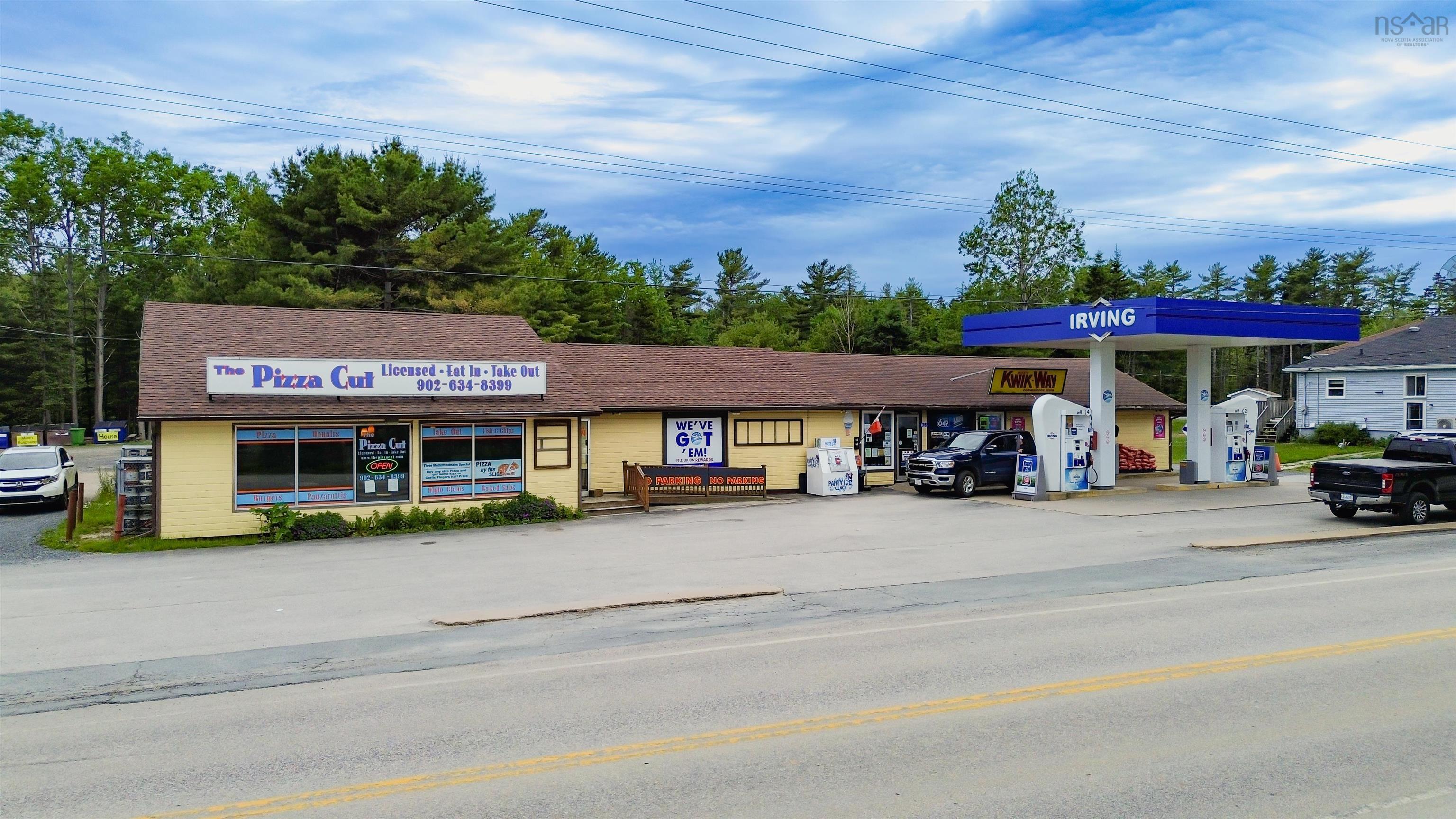 $1,495,900.00: 11261 Highway 3 Centre, Lunenburg