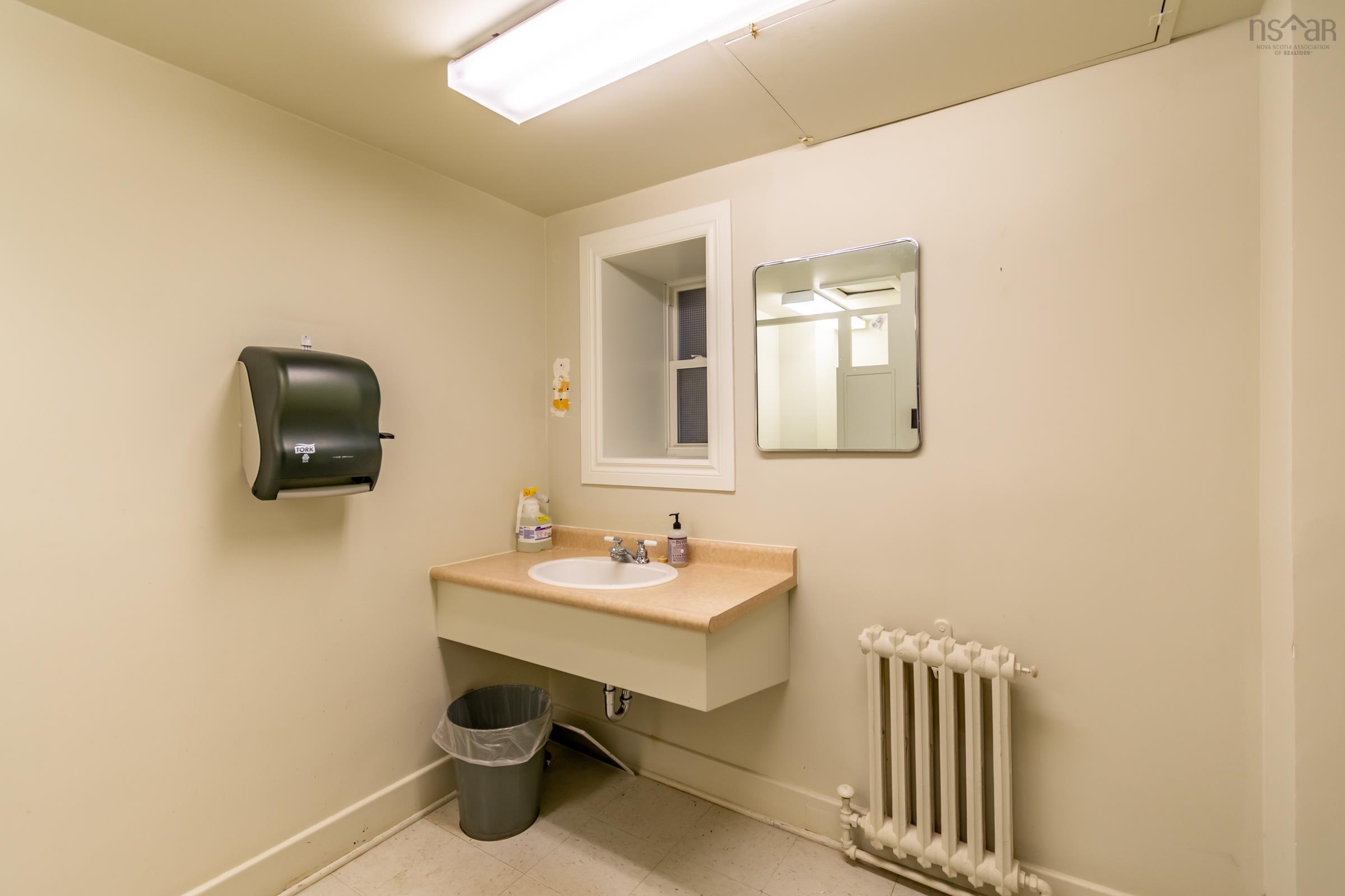 $270,000.00: 3 Queen Street, Bridgetown
