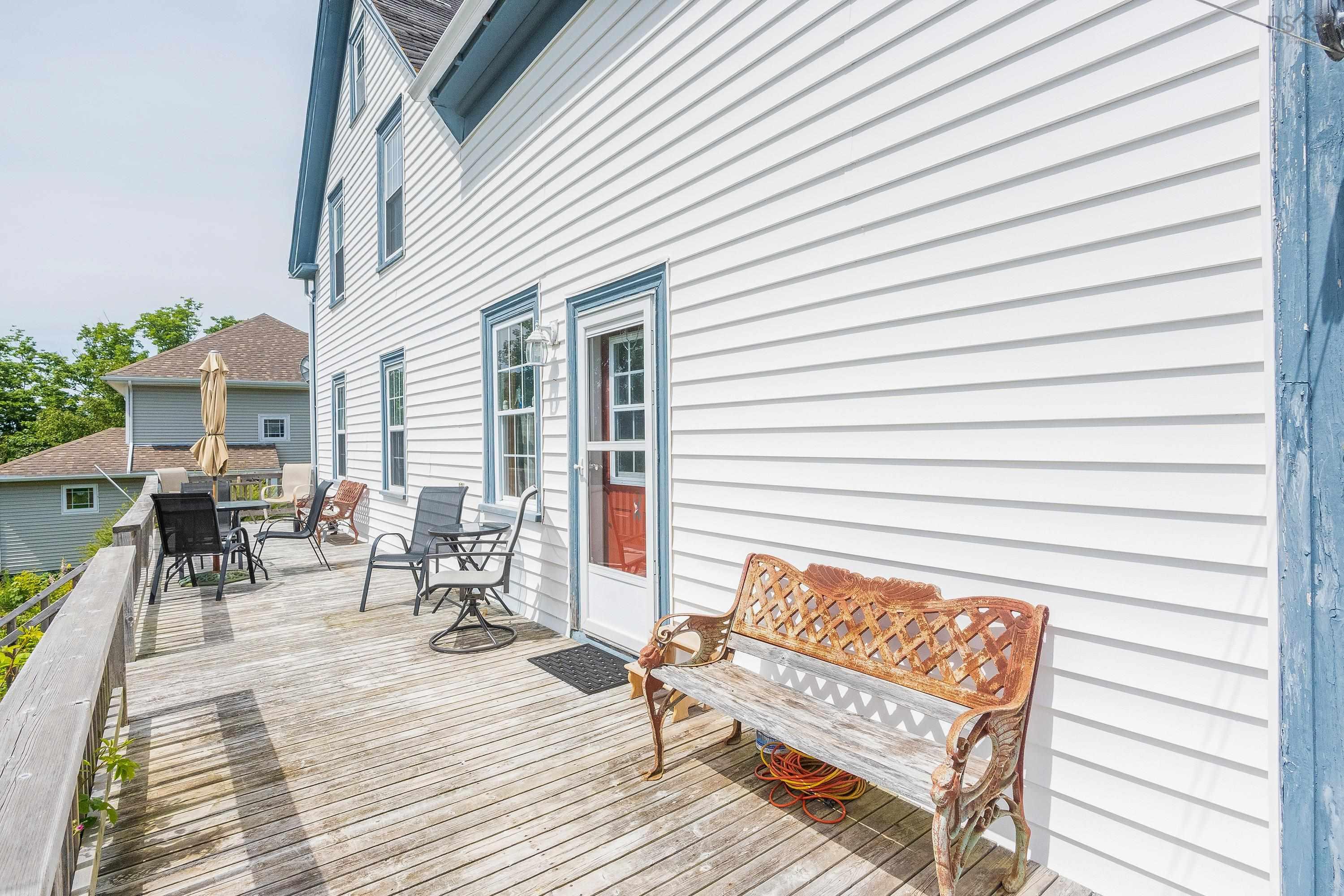 $650,000.00: 5454 Granville Road, Granville Ferry