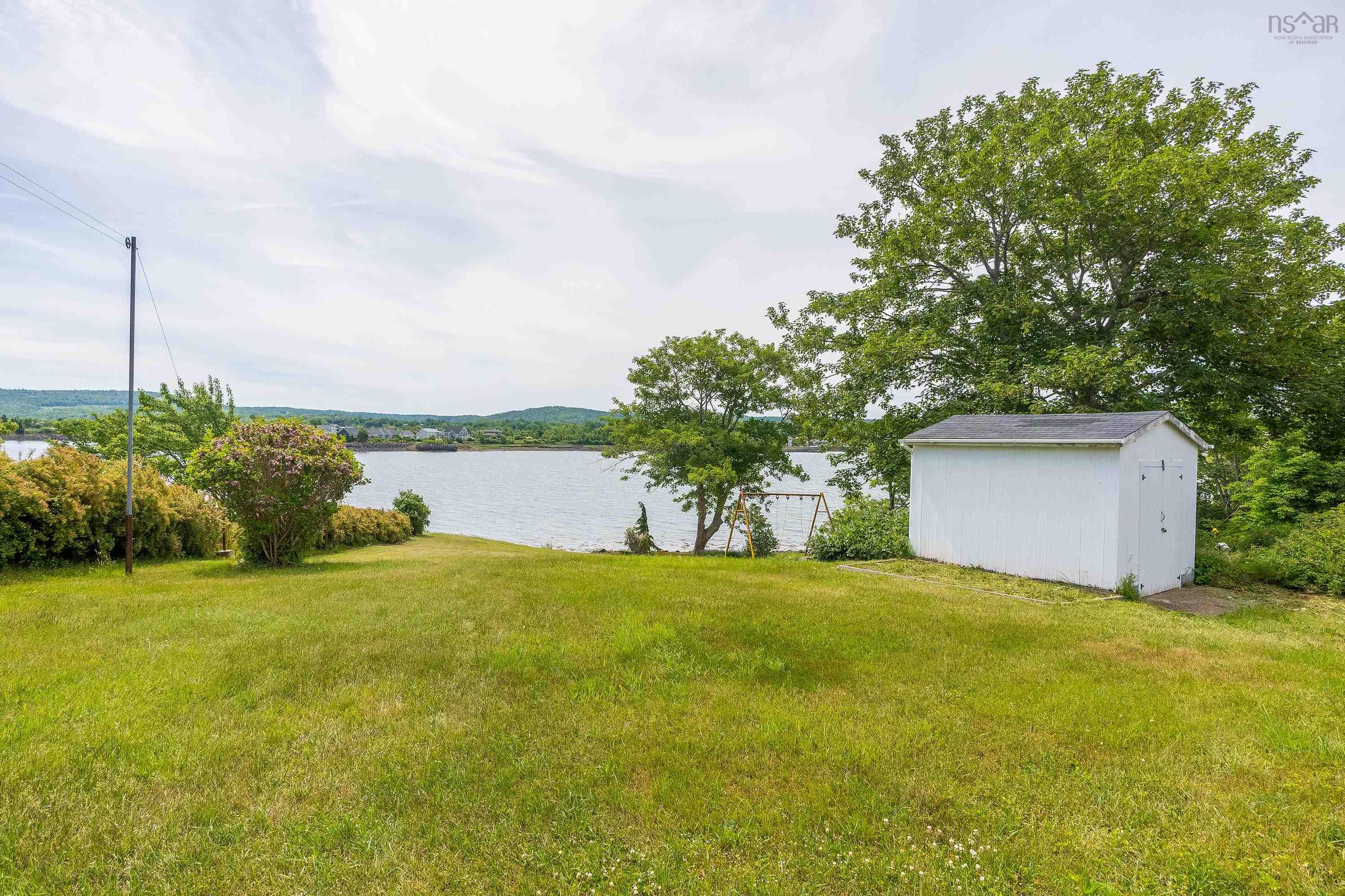$650,000.00: 5454 Granville Road, Granville Ferry