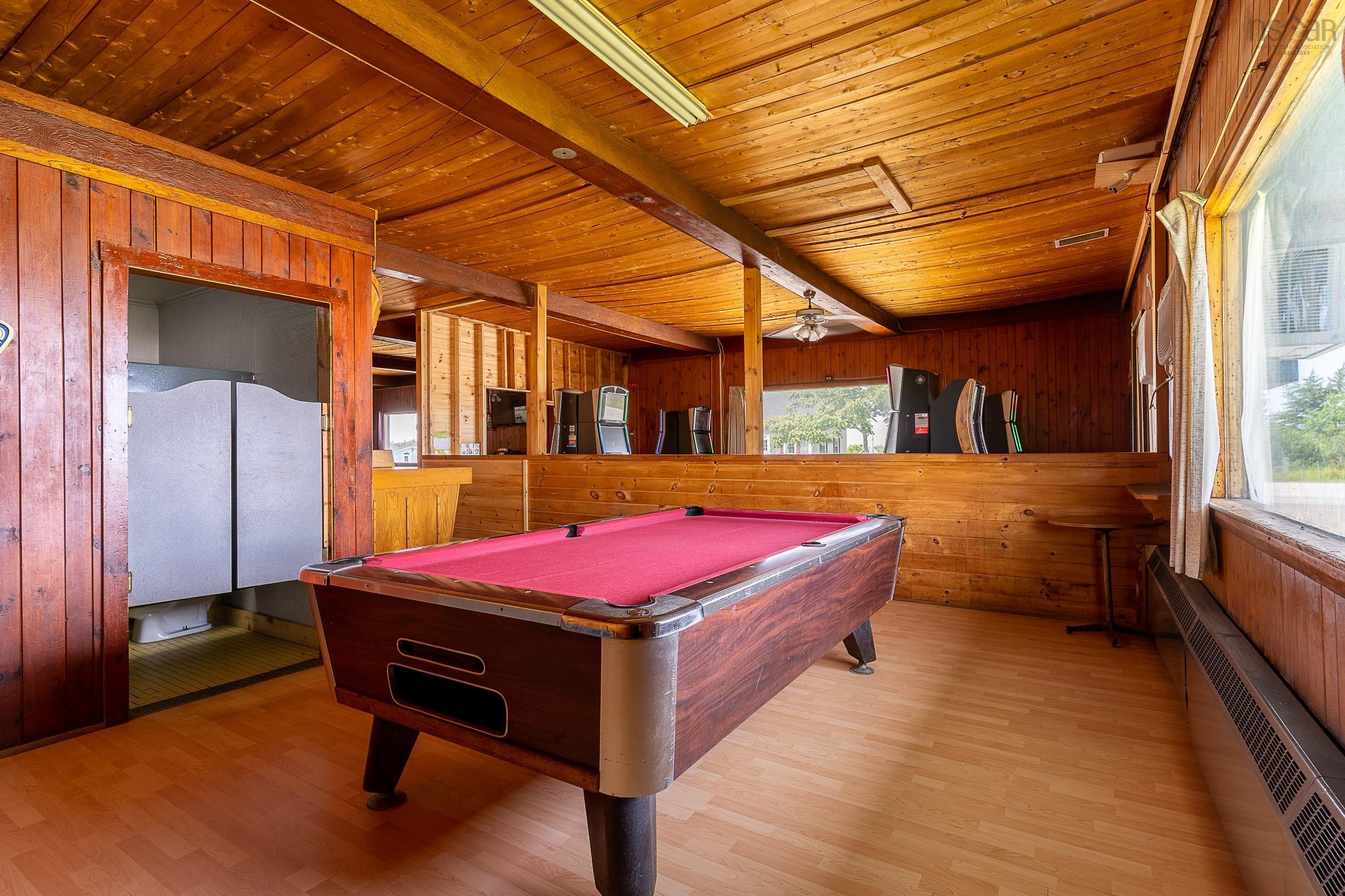 $425,000.00: 8946 Highway 1, Meteghan River