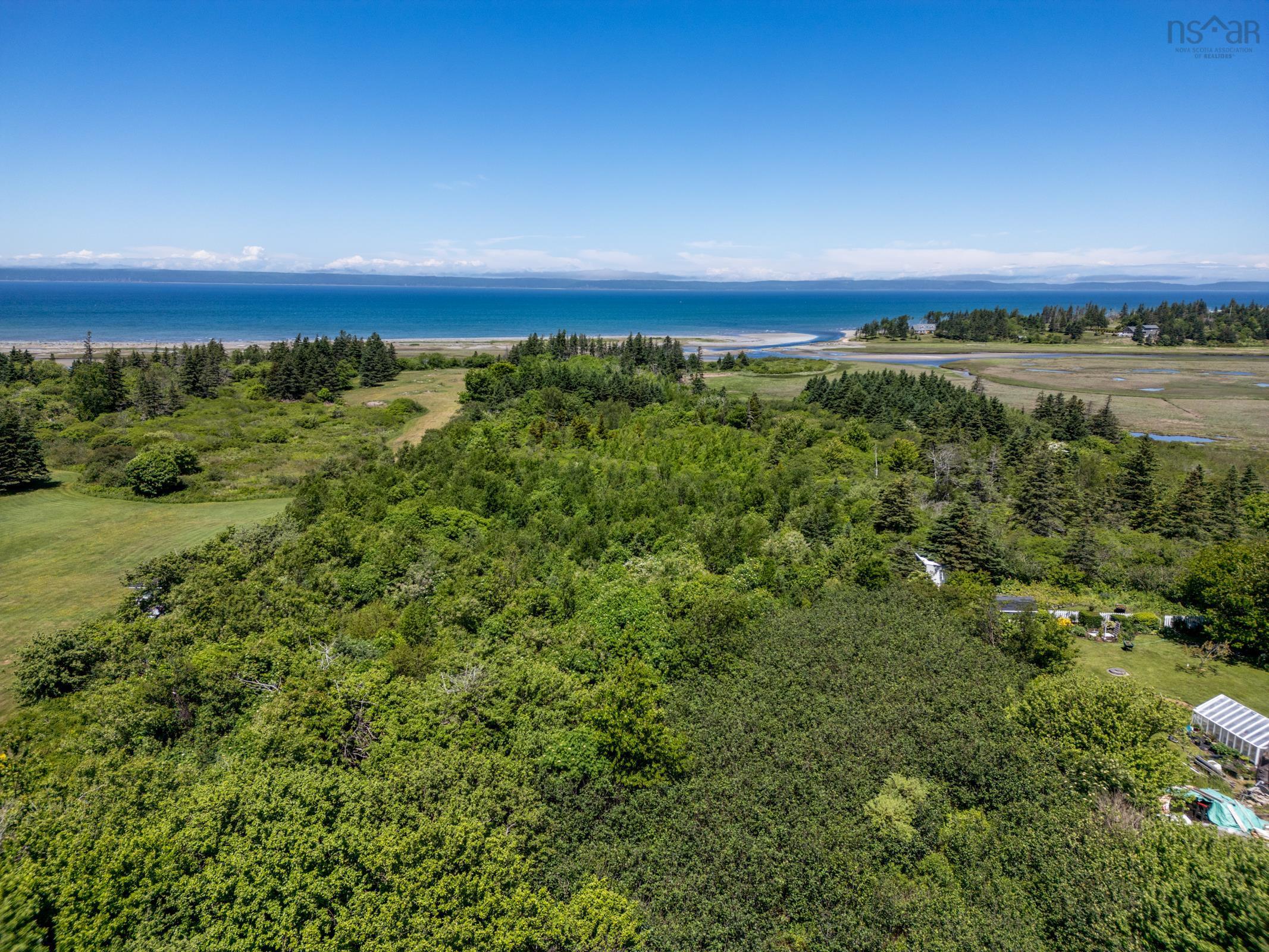 $195,000.00: Lot Highway 1, Grosses Coques