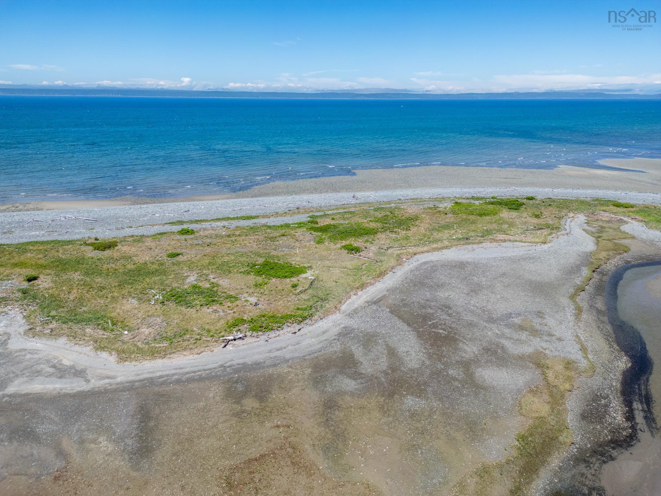 $195,000.00: Lot Highway 1, Grosses Coques