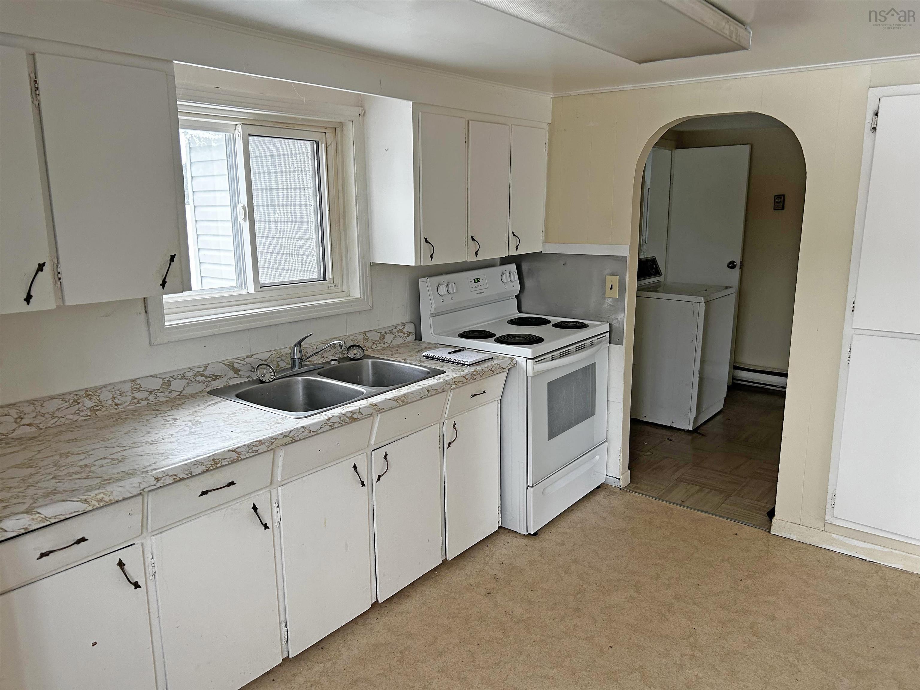 $225,000.00: 8960 Highway 101, Brighton