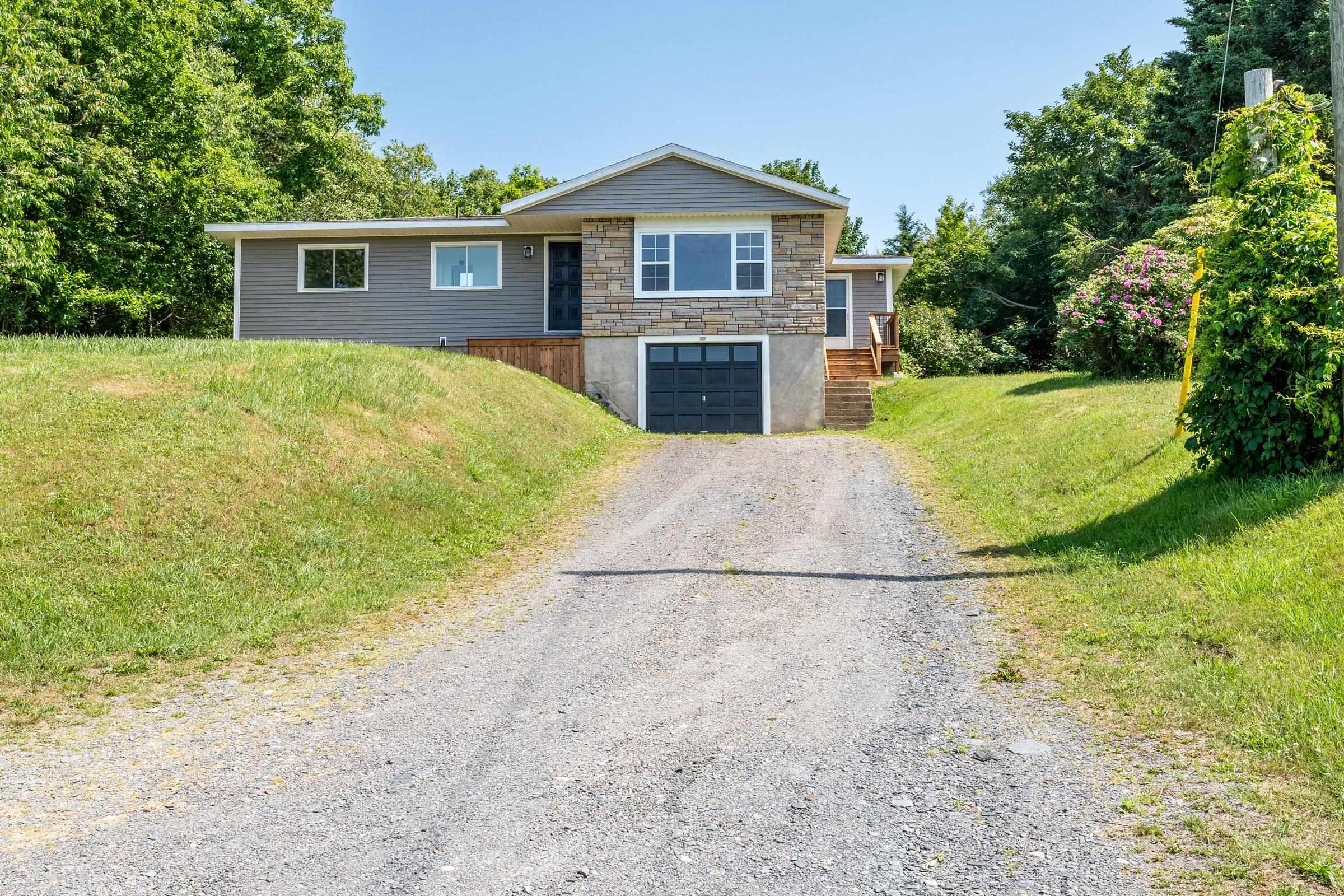 $329,000.00: 172 Highway 1, Smiths Cove