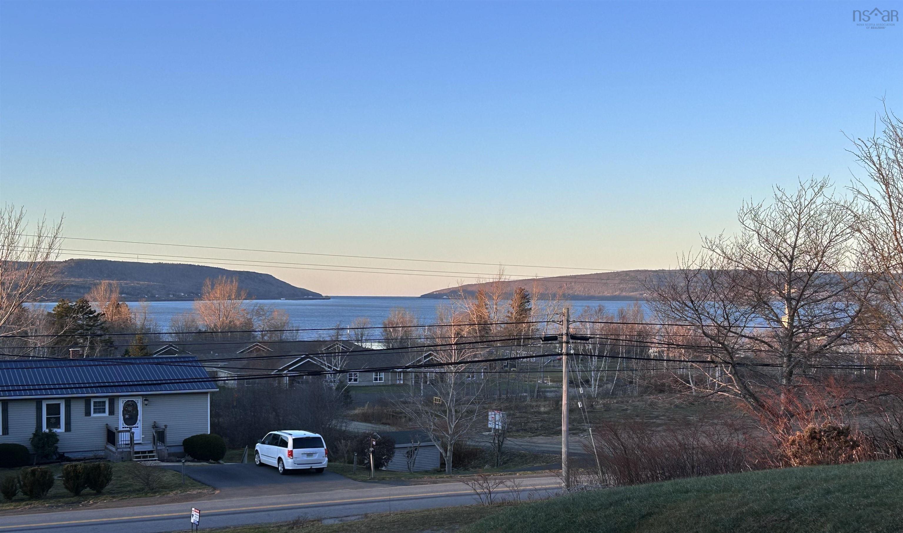 $329,000.00: 172 Highway 1, Smiths Cove