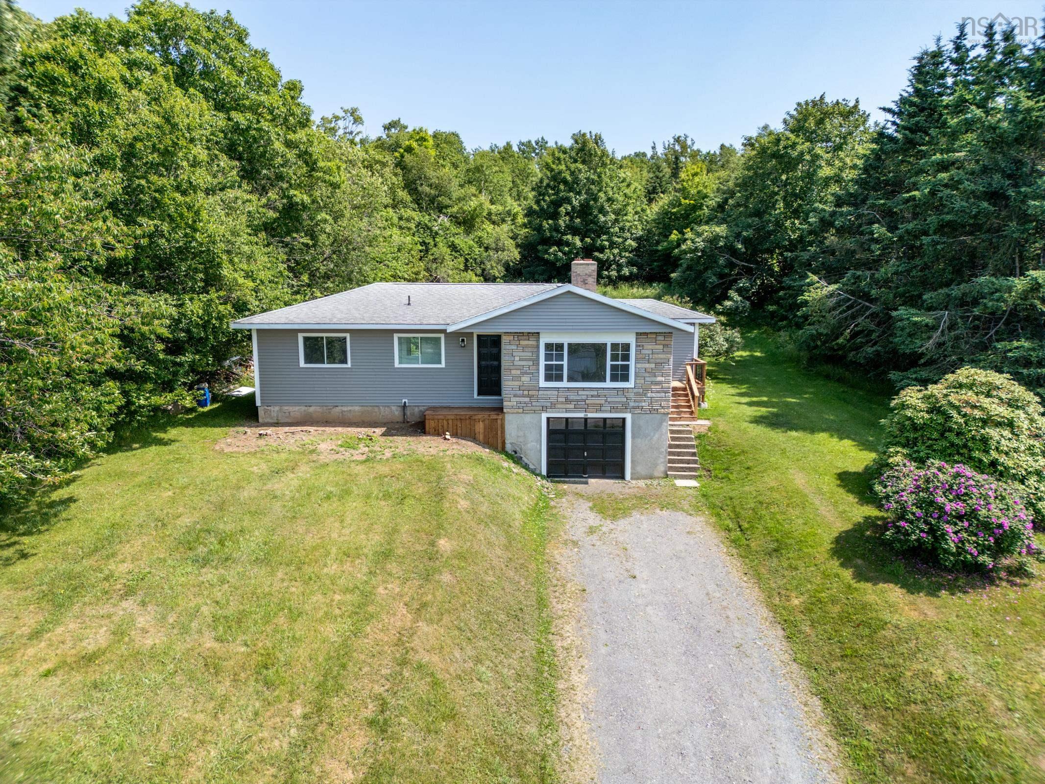 $329,000.00: 172 Highway 1, Smiths Cove