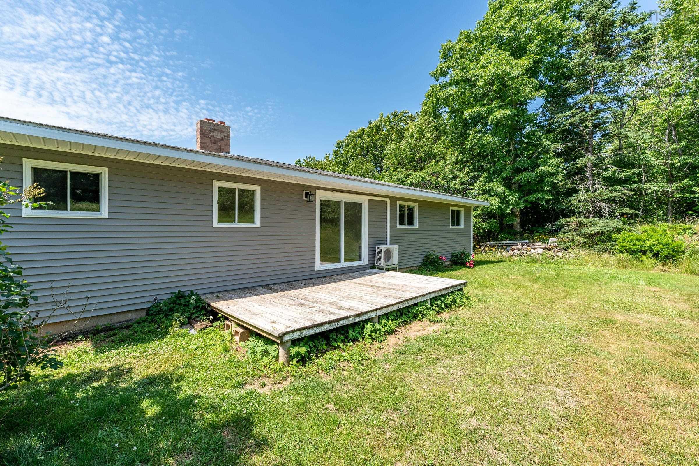 $329,000.00: 172 Highway 1, Smiths Cove