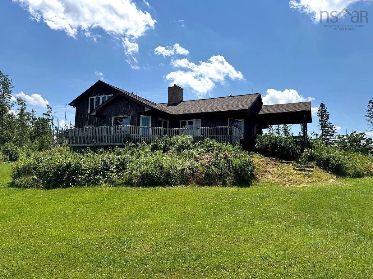$992,000.00: 172 Melanson Road, Pomquet