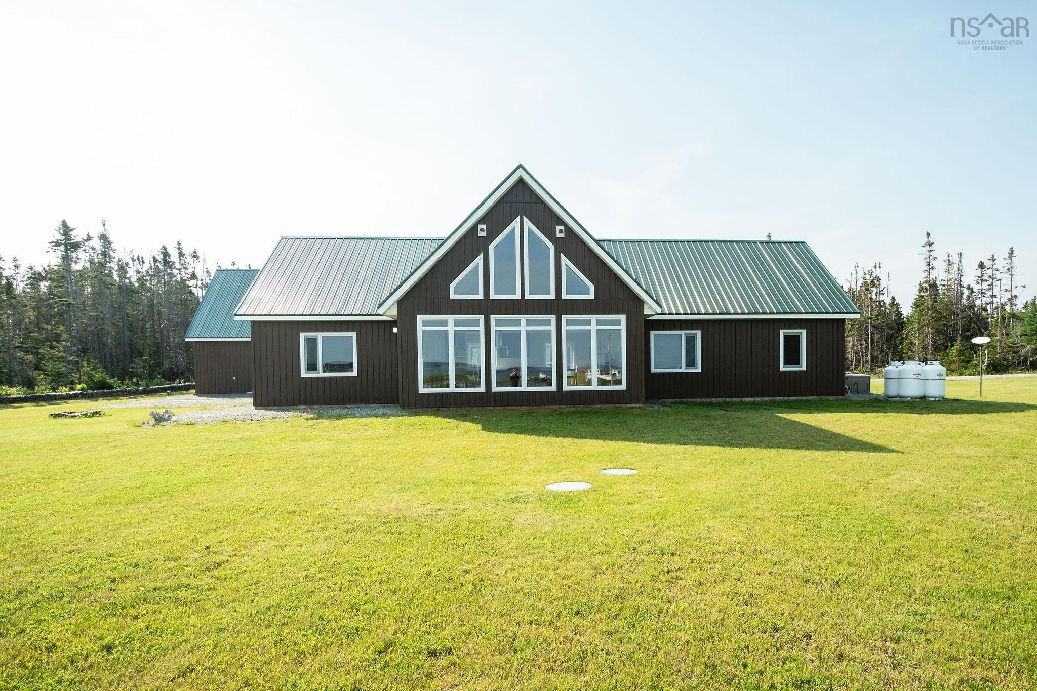 $825,000.00: 605 Shore Road, Little Judique