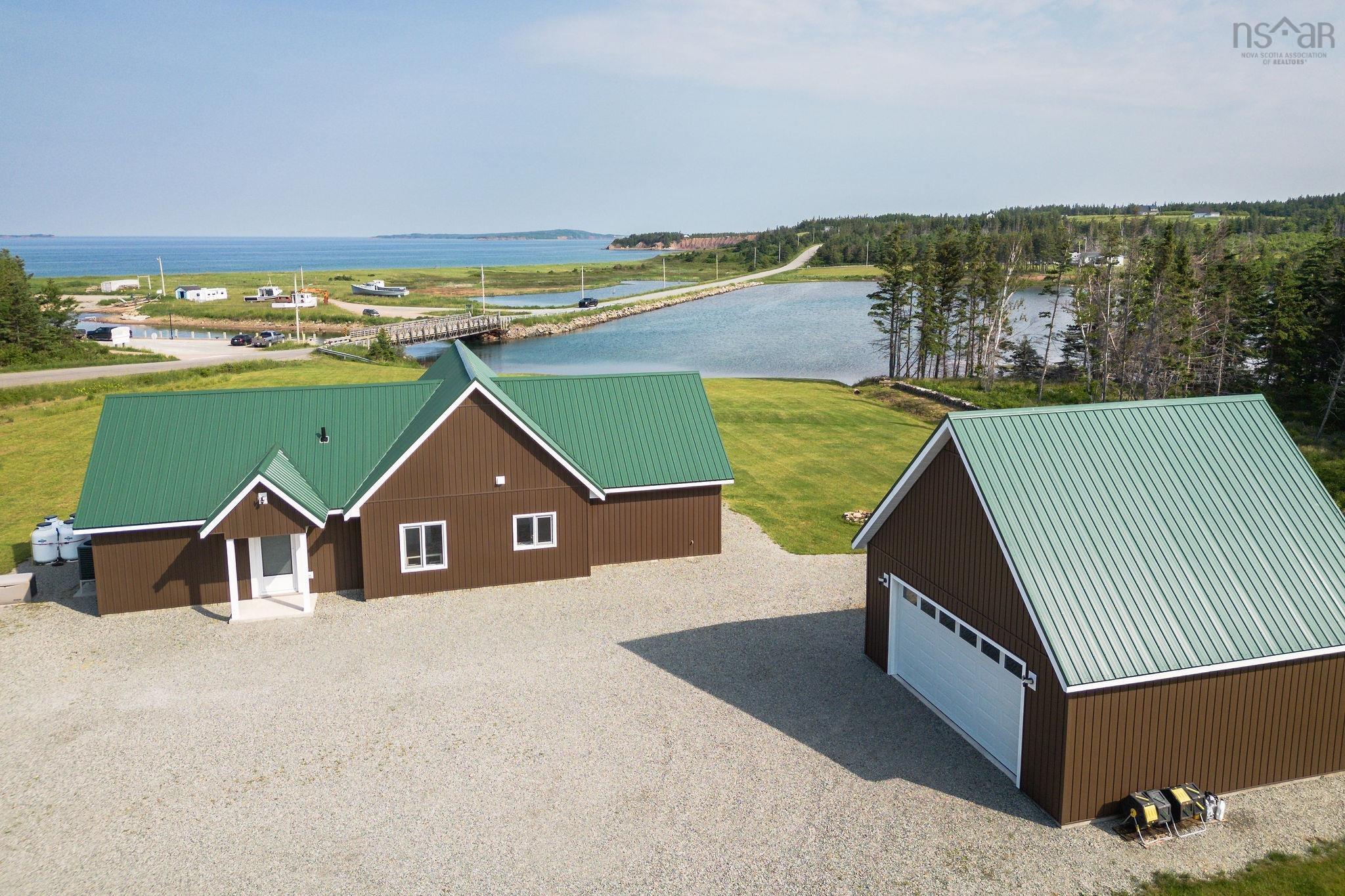 $825,000.00: 605 Shore Road, Little Judique
