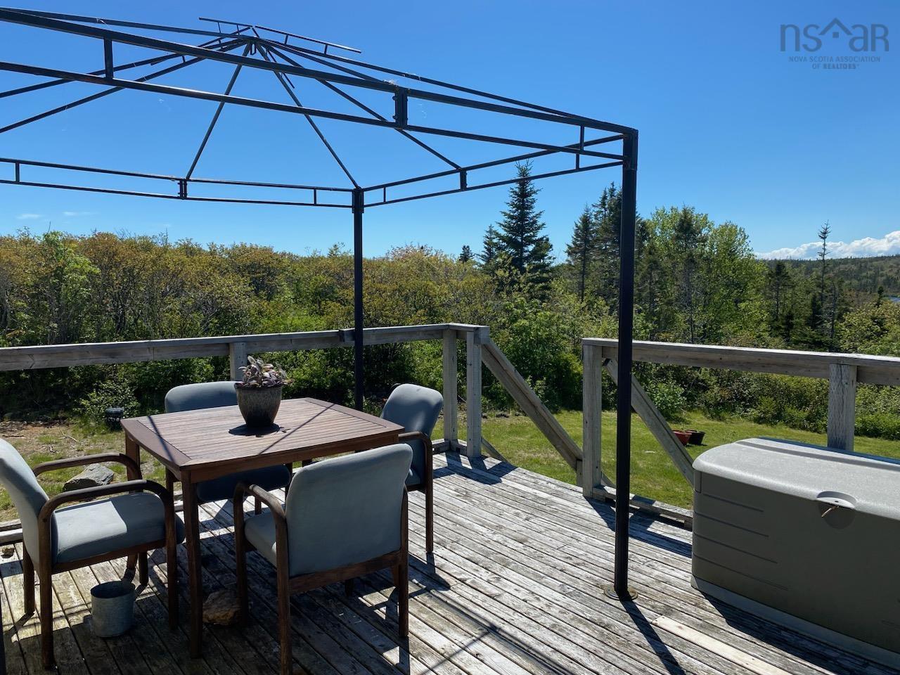 $349,900.00: 50 North Road, Charlos Cove