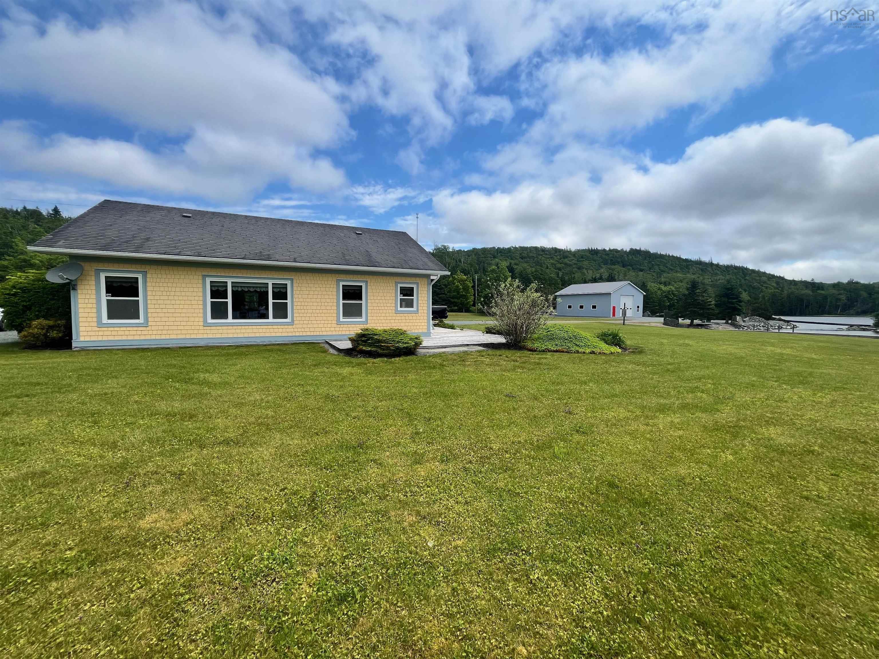 $689,900.00: 3767 Sonora Road, Sherbrooke