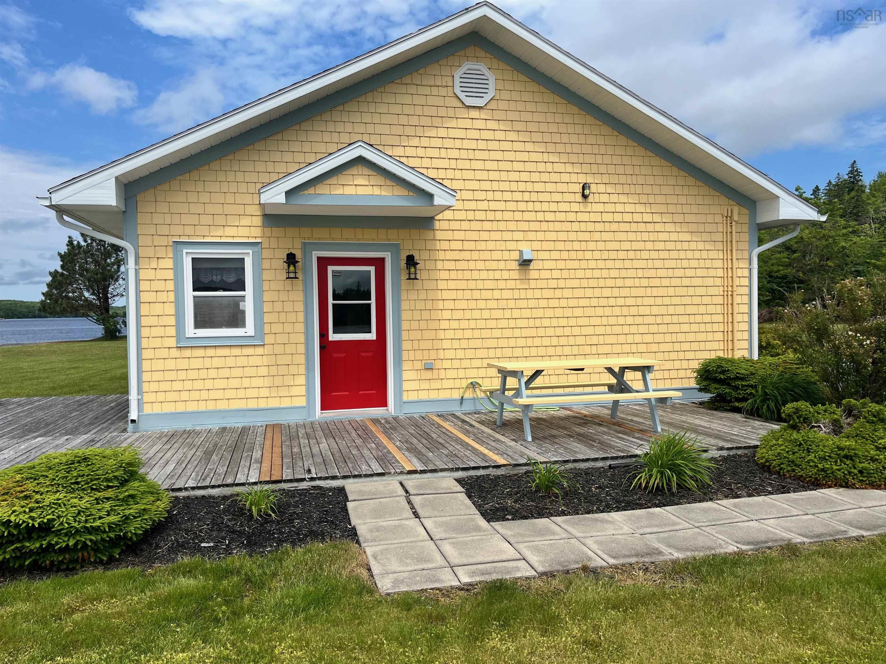 $689,900.00: 3767 Sonora Road, Sherbrooke