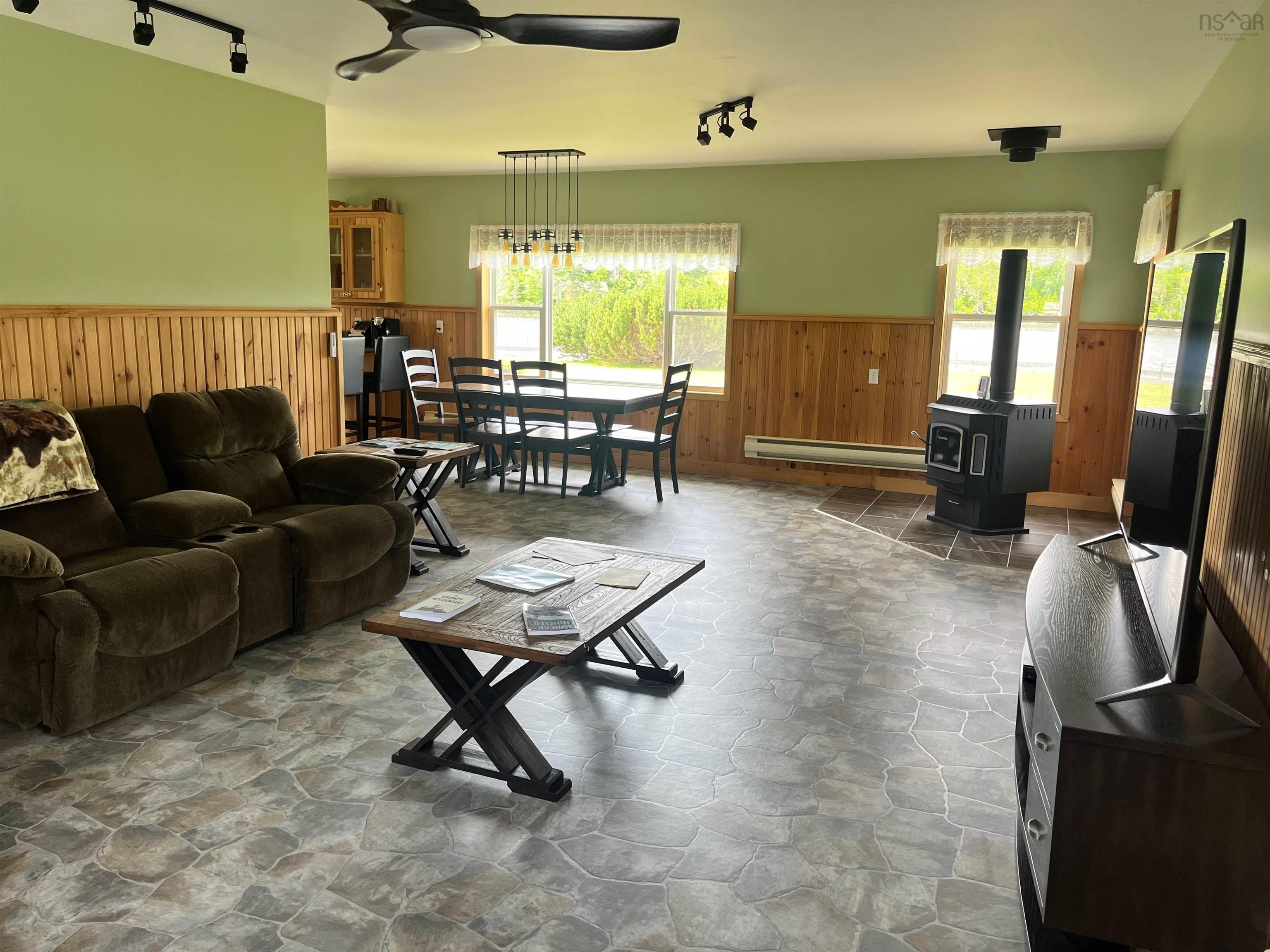 $689,900.00: 3767 Sonora Road, Sherbrooke