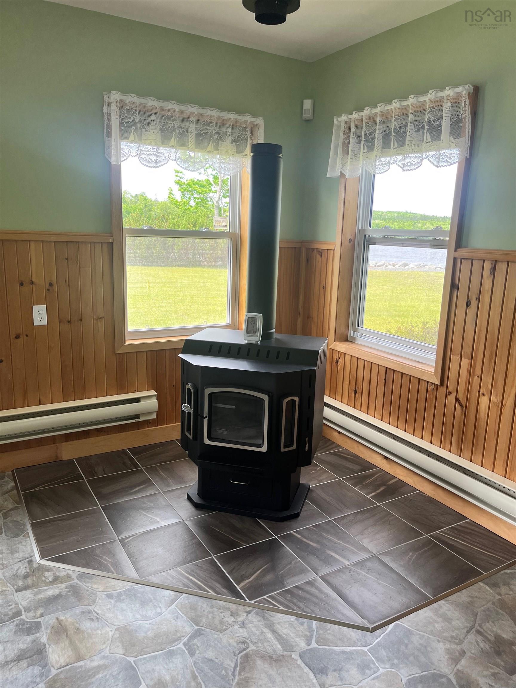 $689,900.00: 3767 Sonora Road, Sherbrooke