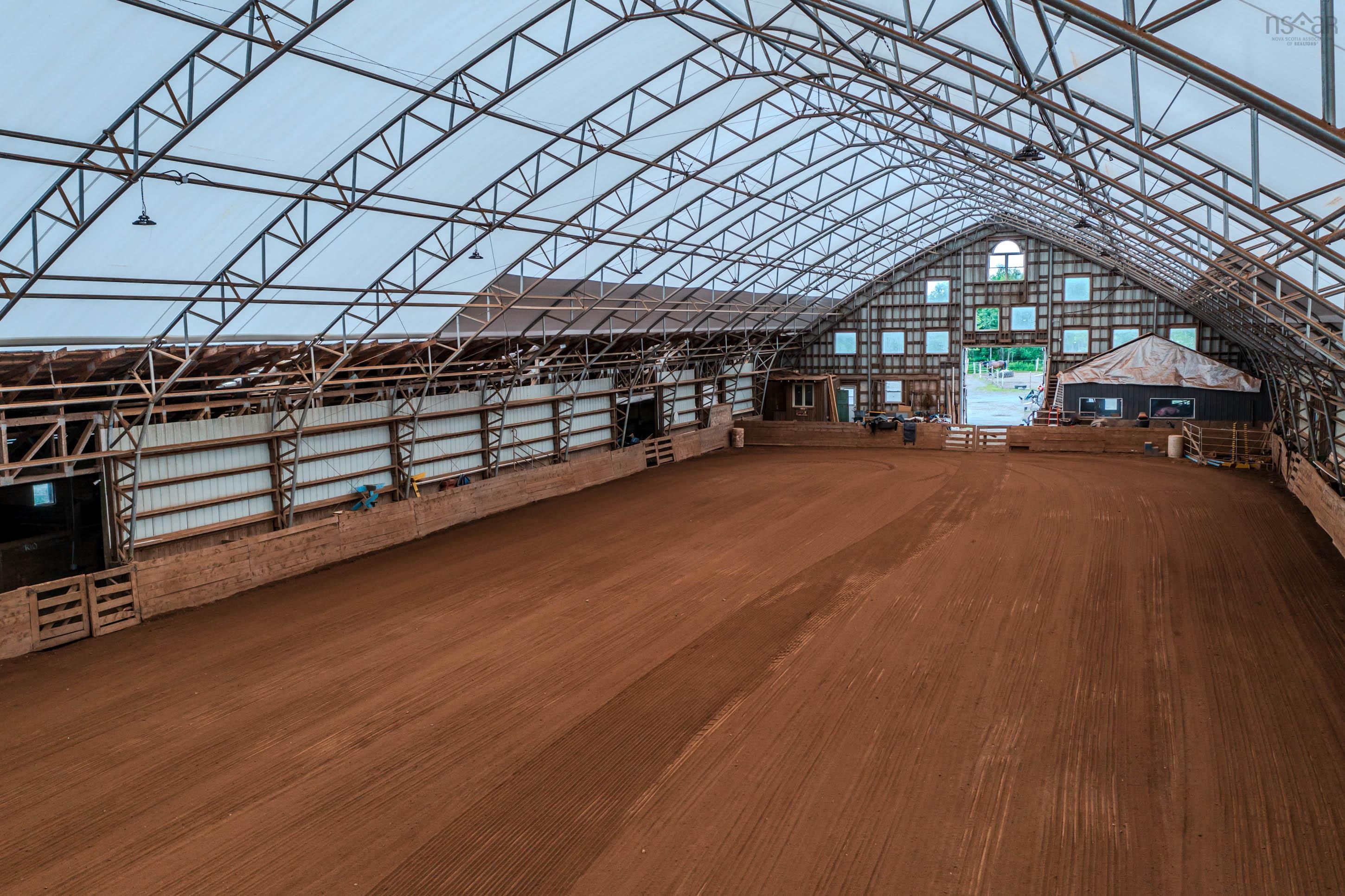 $799,900.00: 1554 Pleasant Valley Rd, Green Creek