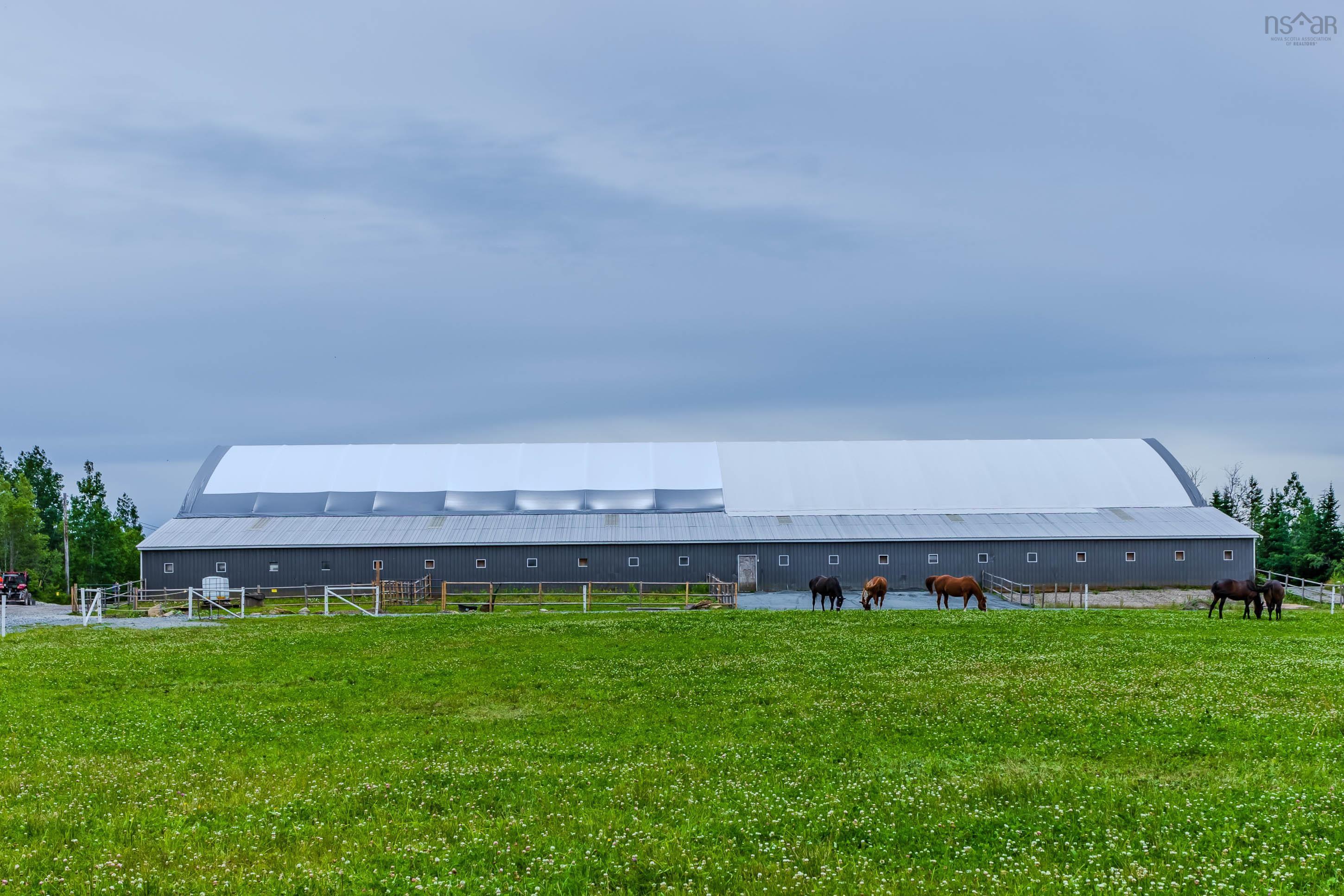 $799,900.00: 1554 Pleasant Valley Rd, Green Creek