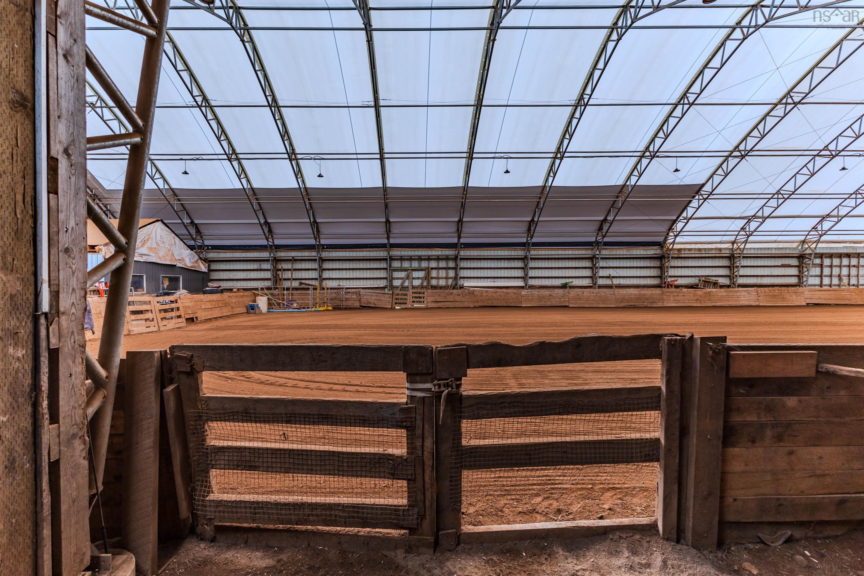 $799,900.00: 1554 Pleasant Valley Rd, Green Creek