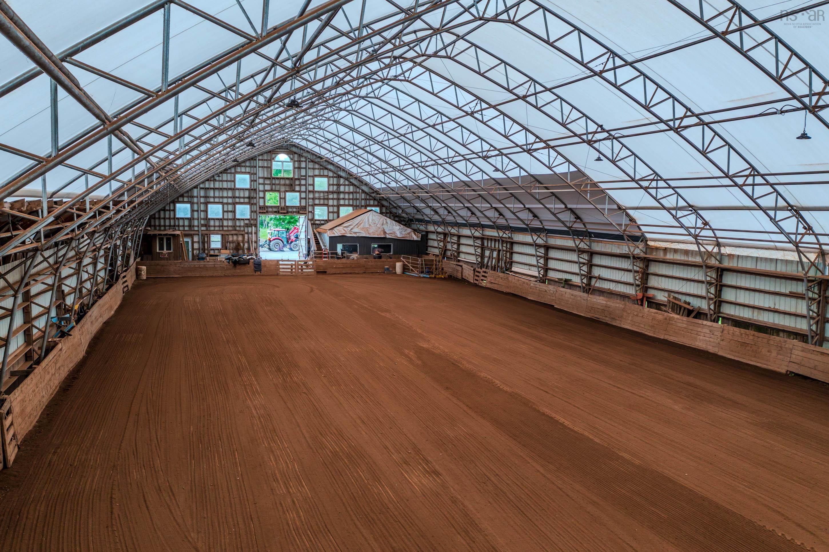 $799,900.00: 1554 Pleasant Valley Rd, Green Creek