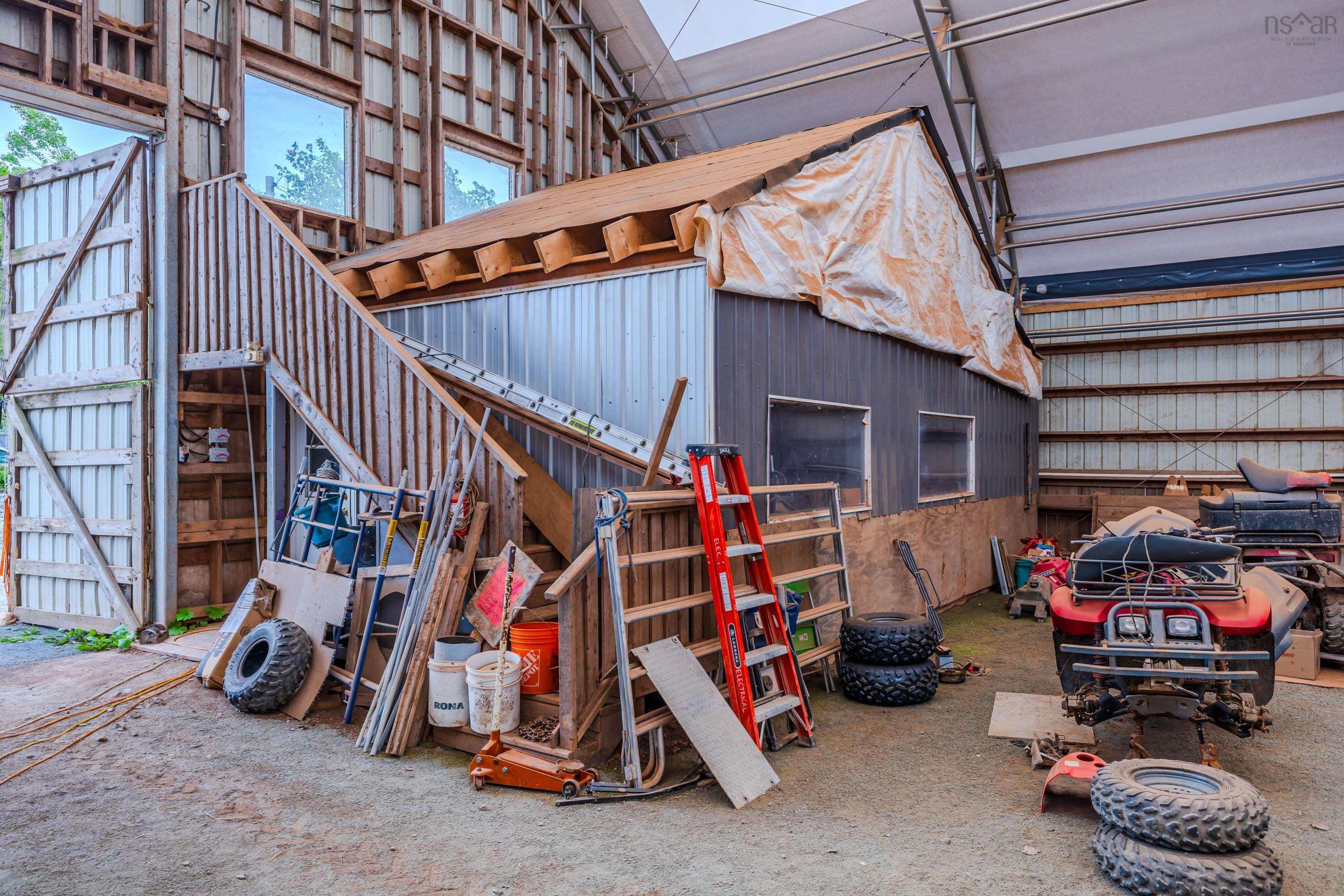 $799,900.00: 1554 Pleasant Valley Rd, Green Creek