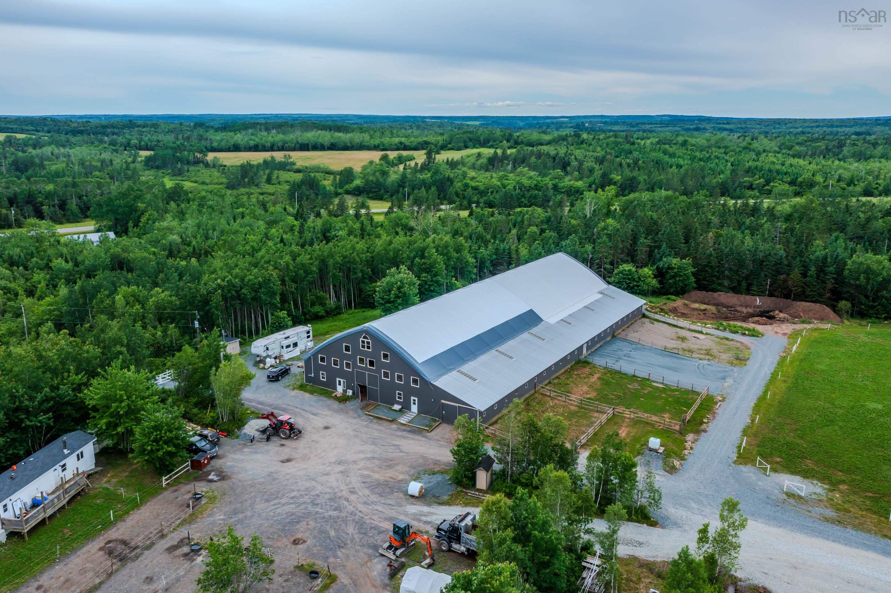 $799,900.00: 1554 Pleasant Valley Rd, Green Creek