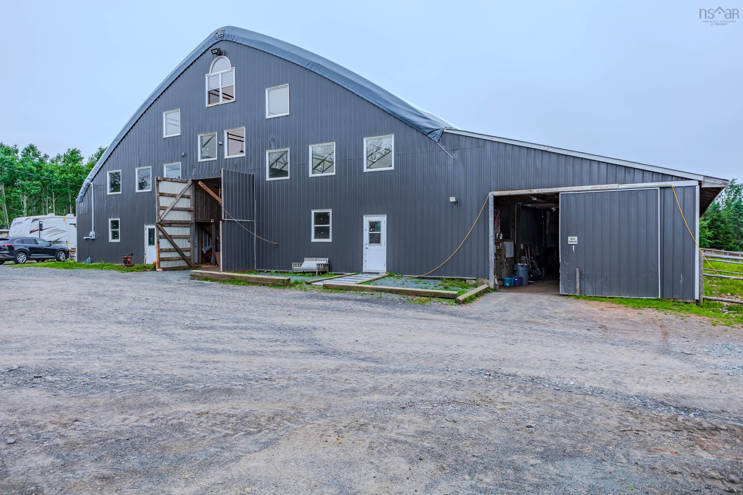 $799,900.00: 1554 Pleasant Valley Rd, Green Creek