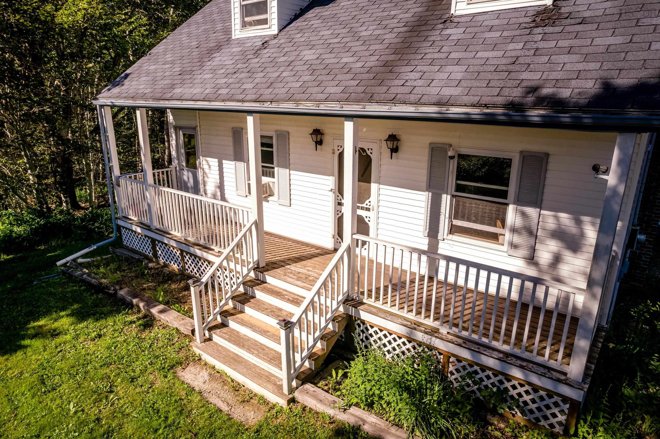 $499,900.00: 1714 Highway 360, Garland