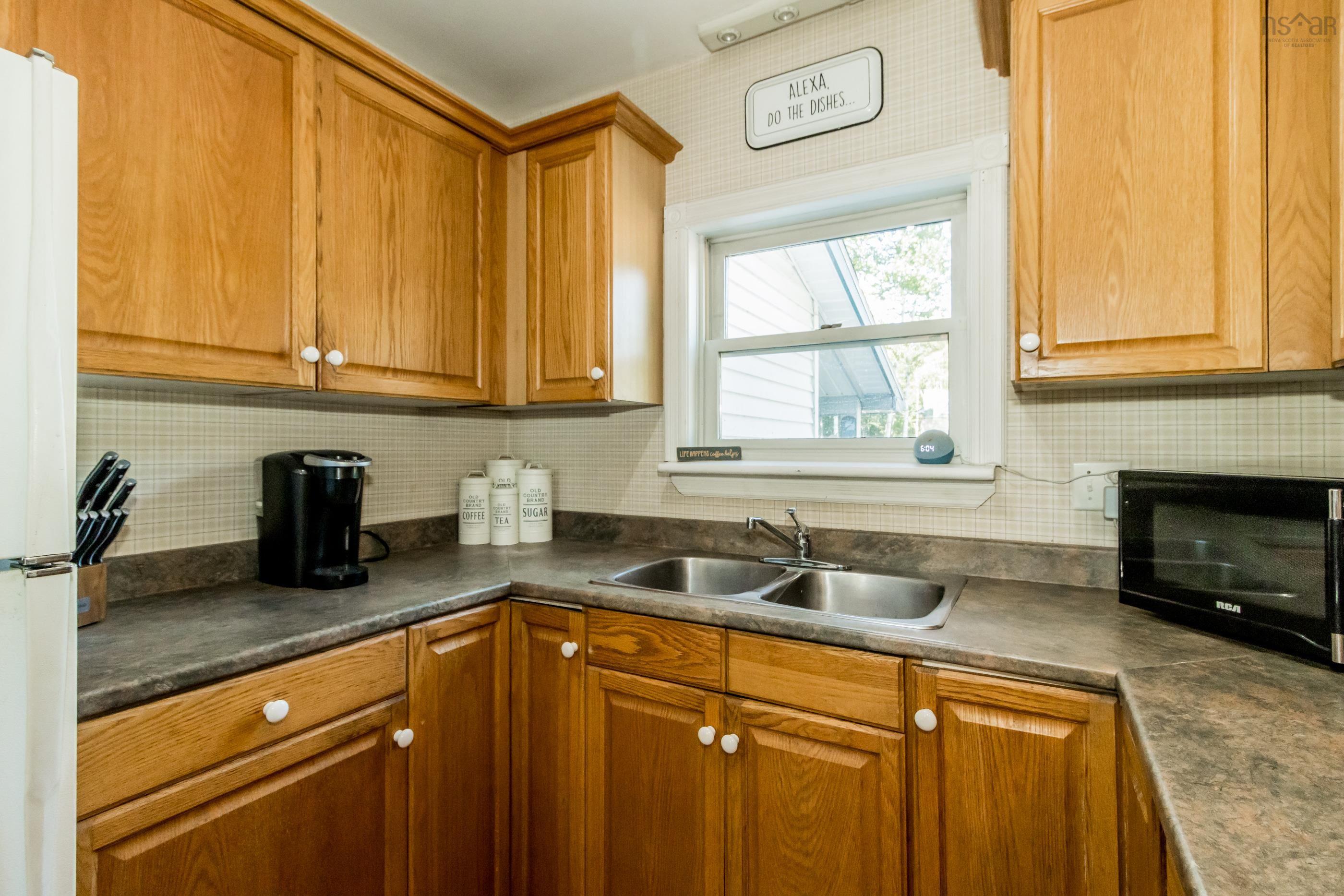 $499,900.00: 1714 Highway 360, Garland