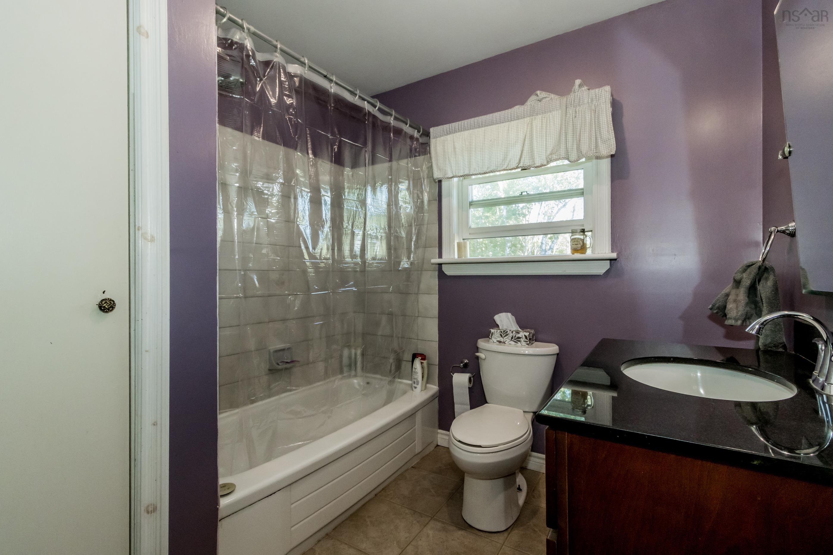 $499,900.00: 1714 Highway 360, Garland