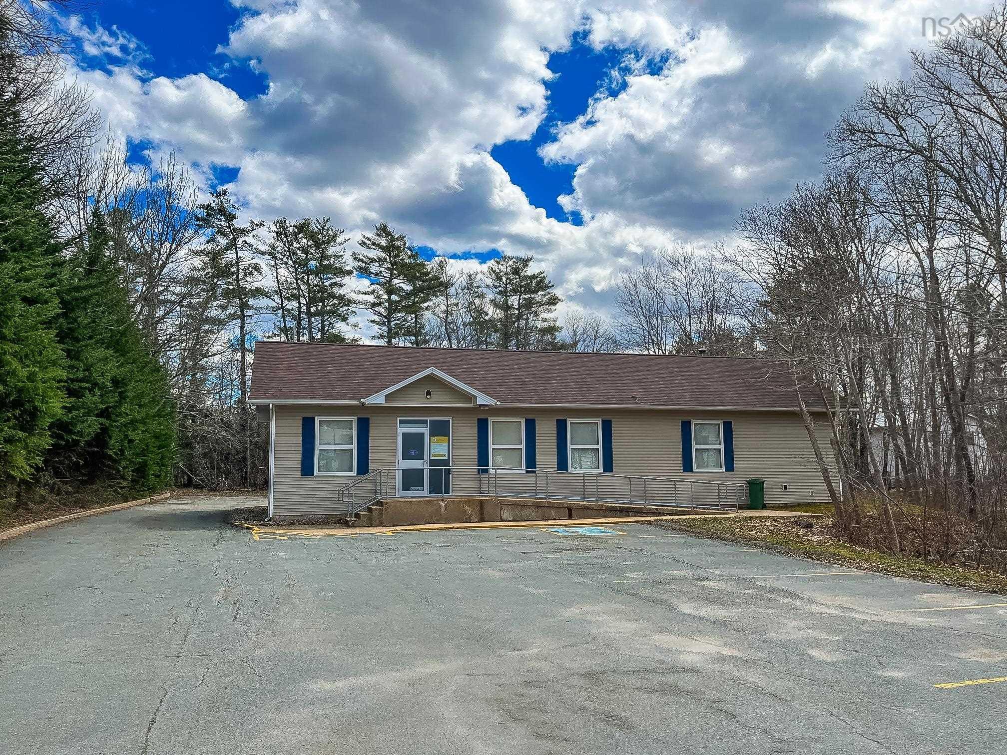 $289,900.00: 5253 Highway 10, New Germany