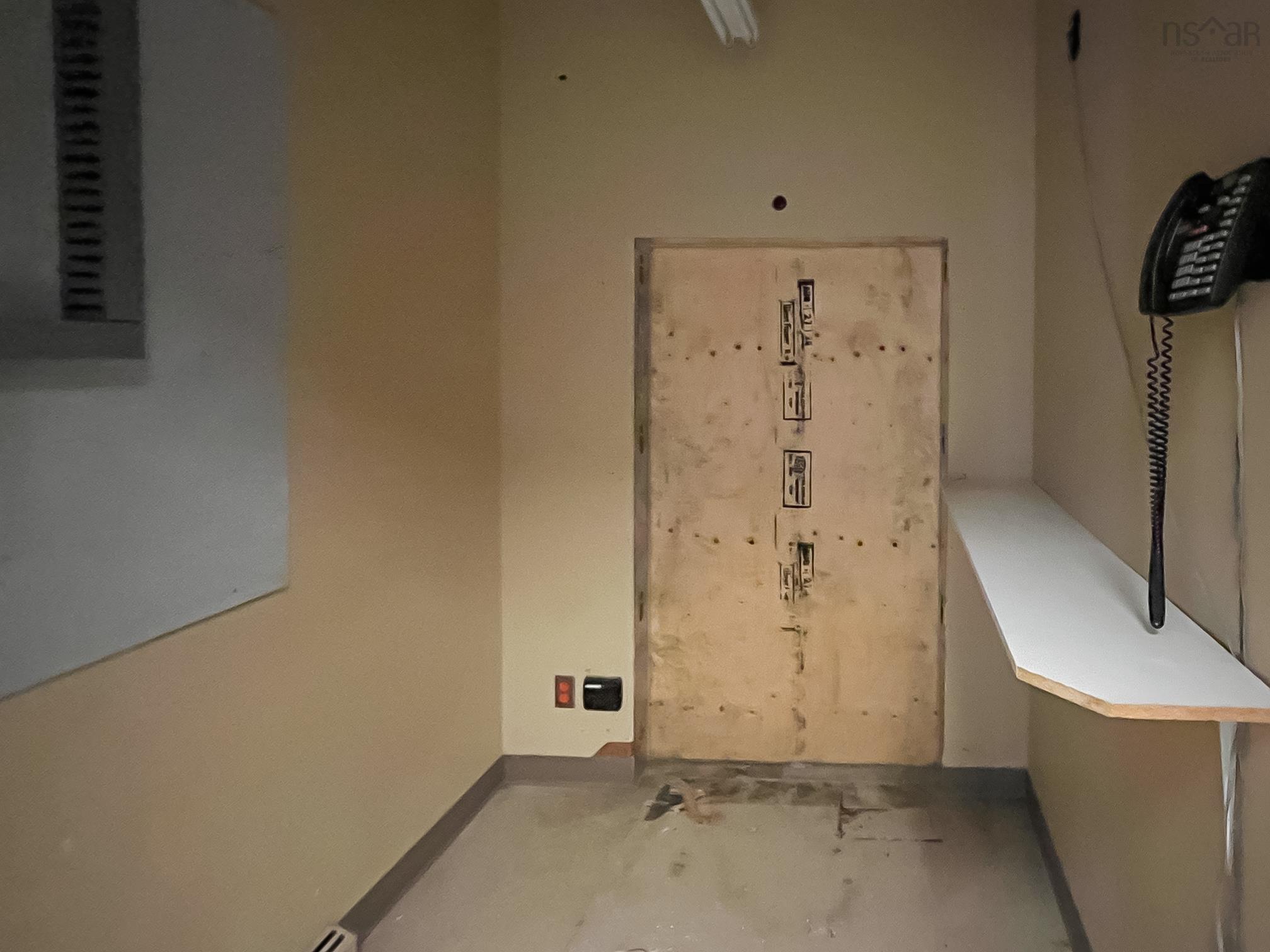 $289,900.00: 5253 Highway 10, New Germany