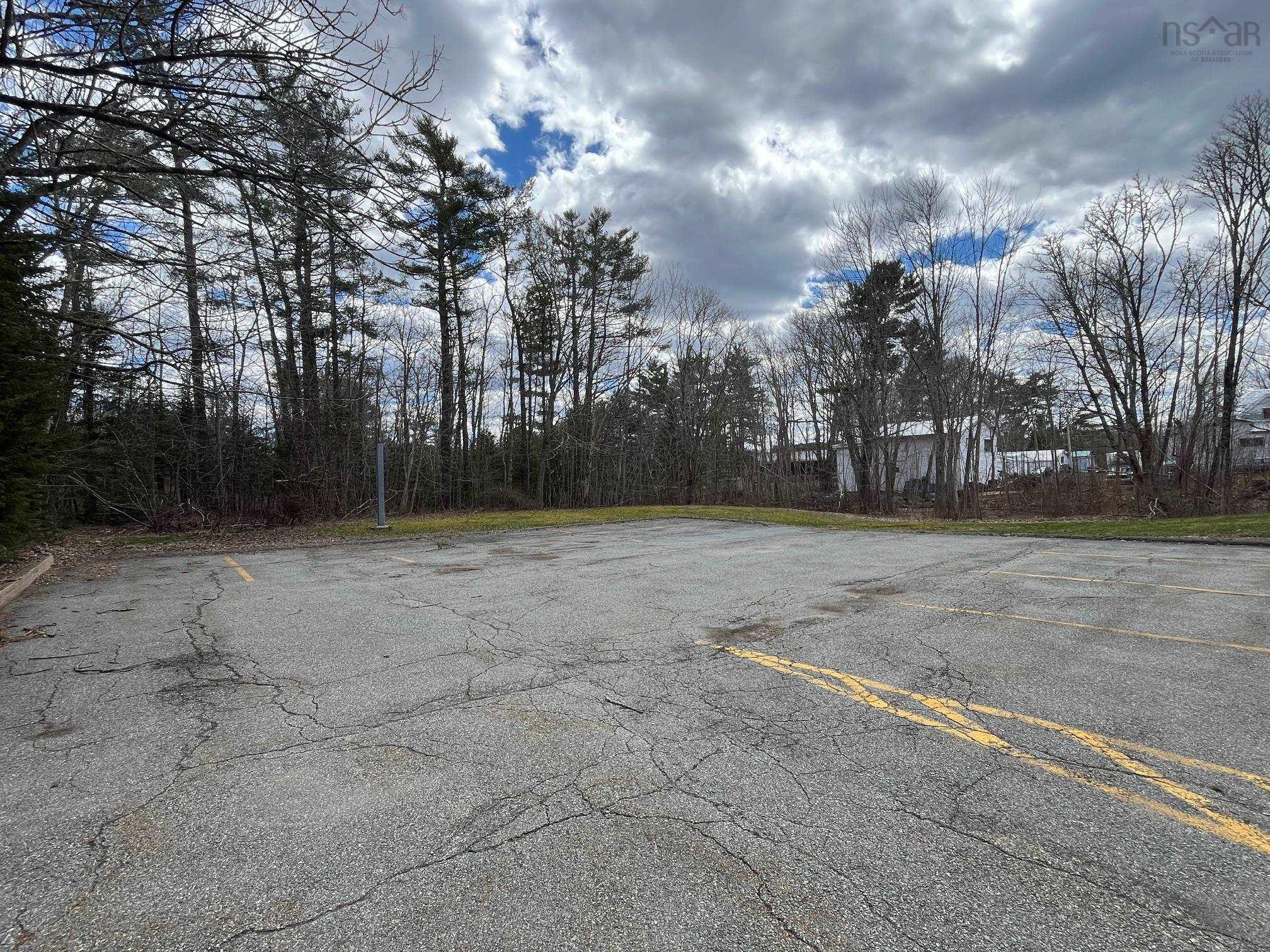 $289,900.00: 5253 Highway 10, New Germany