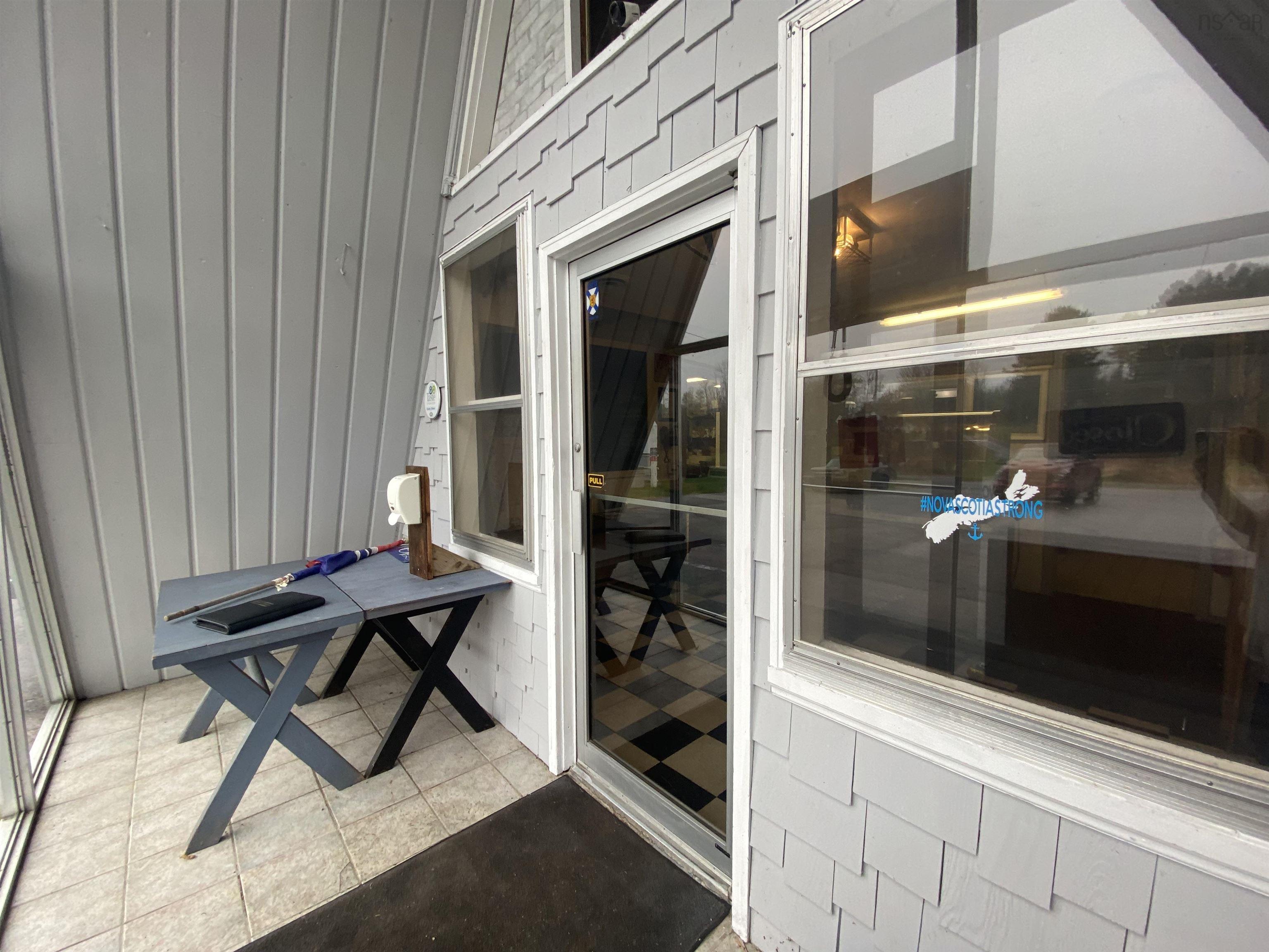 $250,000.00: 4491 12 Highway, New Ross