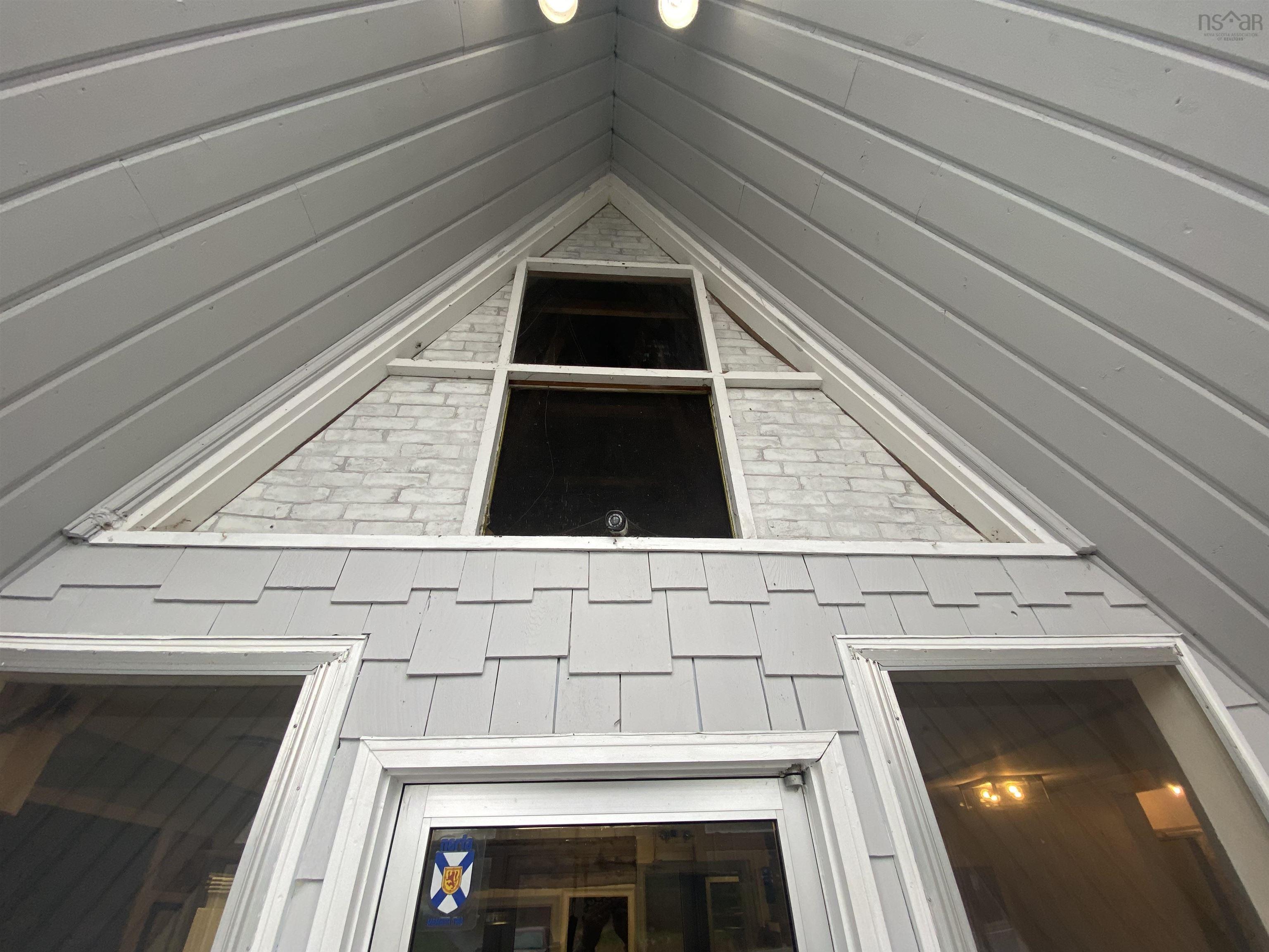 $250,000.00: 4491 12 Highway, New Ross