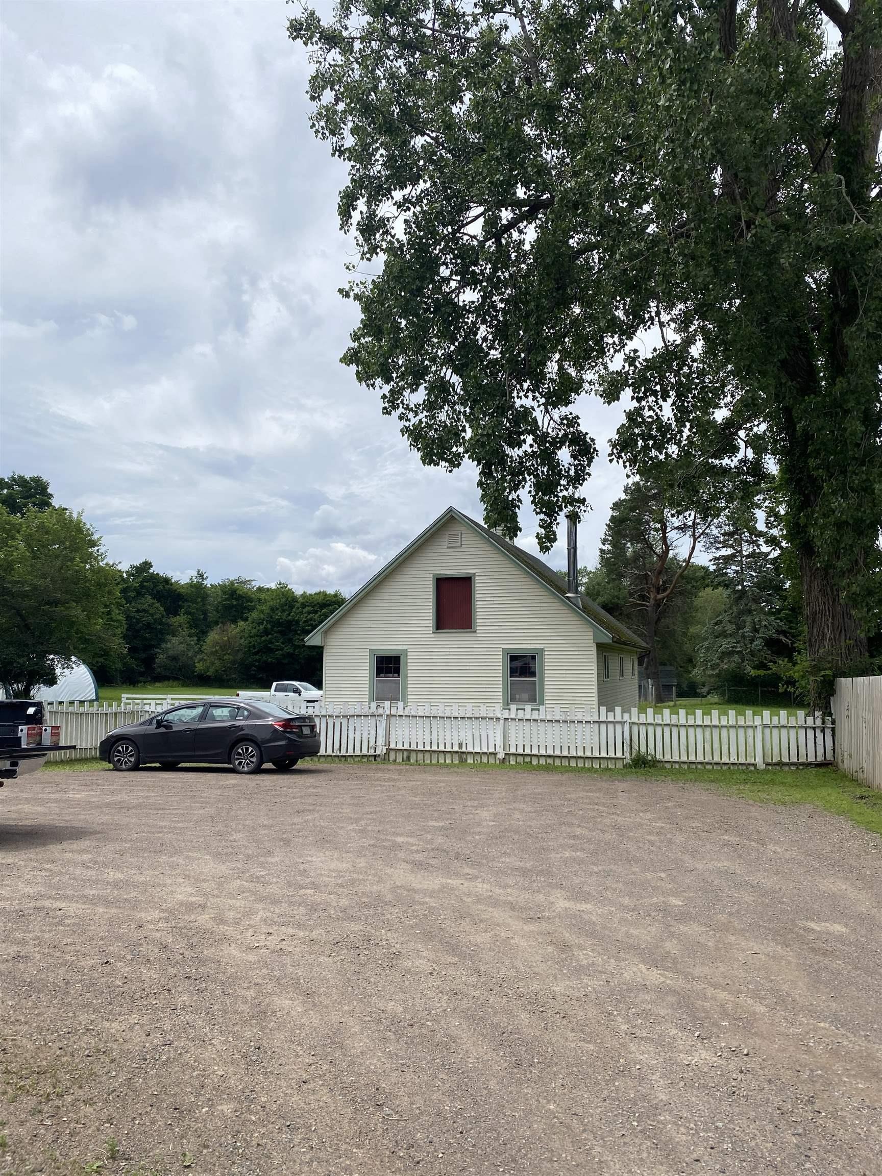 $574,900.00: 92 Willow Street, Truro